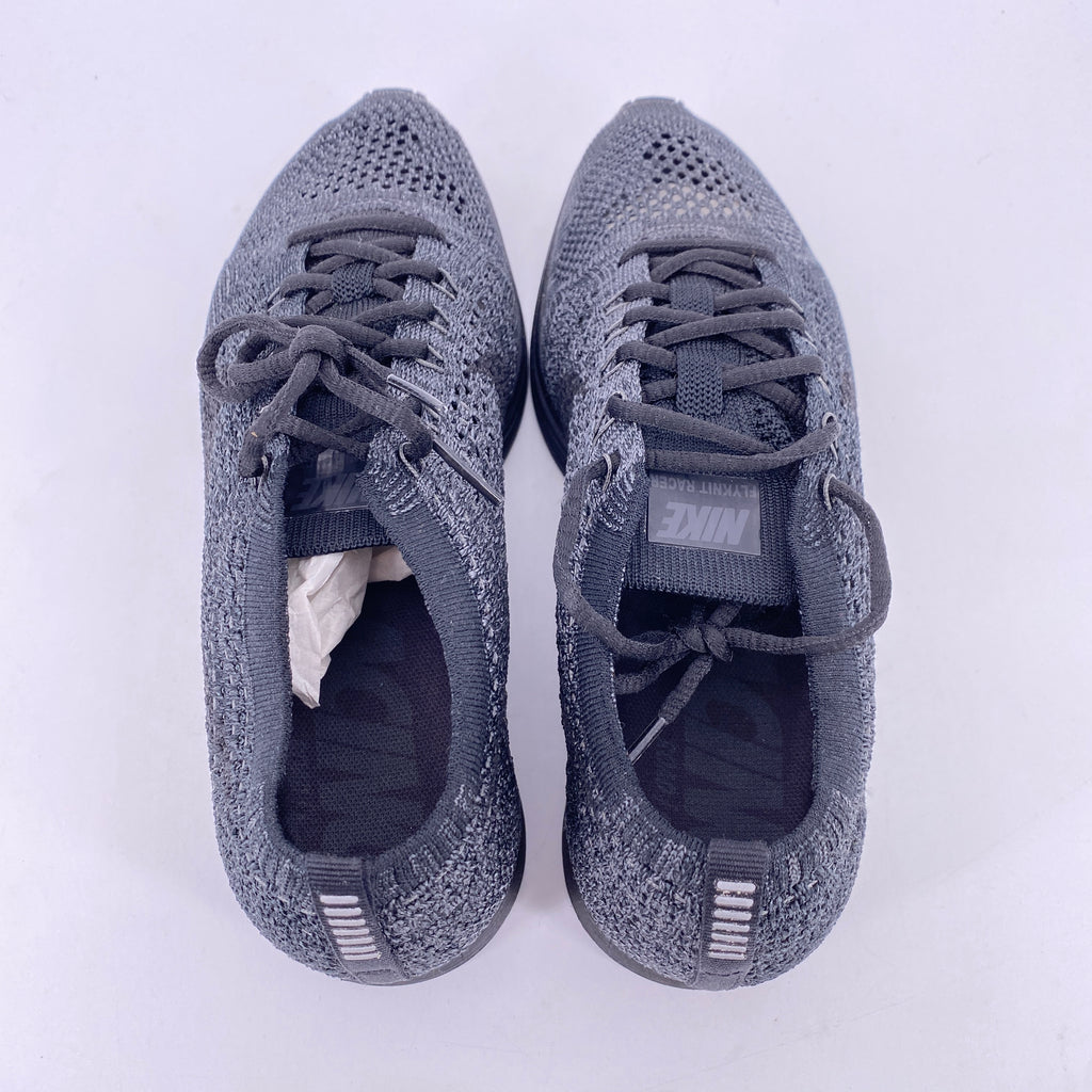 Nike Flyknit Racer "Triple Black" 2016 Used Size 5.5