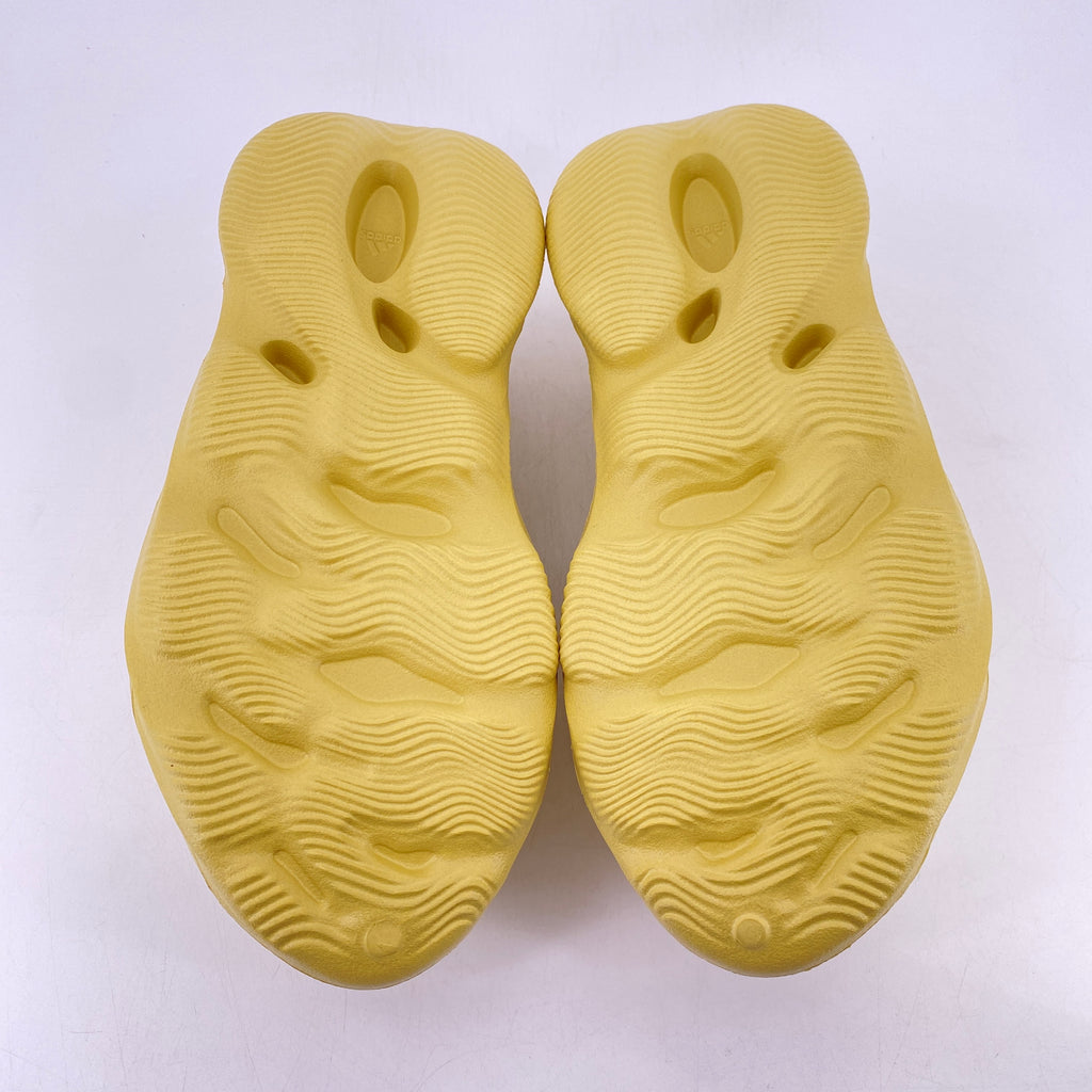 Yeezy Foam RNNR "Sulfur" 2022 New Size 11