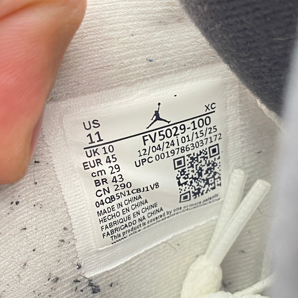 Air Jordan 4 Retro "White Cement" 2025 Used Size 11