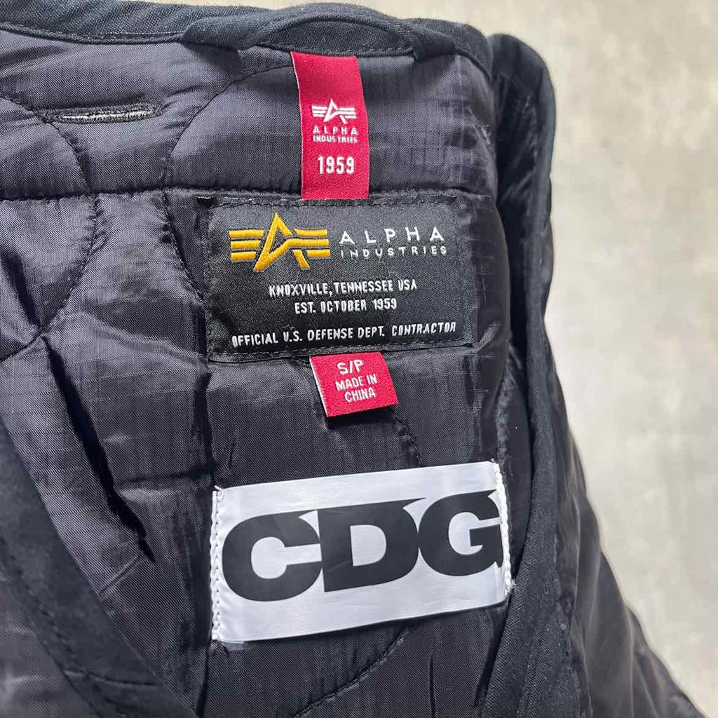 Alpha Industries Vest "CDG" Black Used Size S