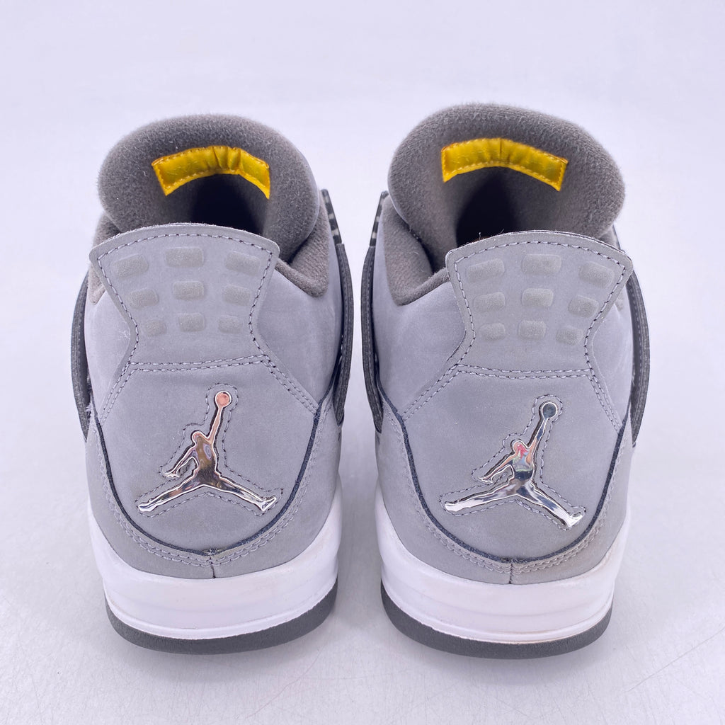 Air Jordan 4 Retro "Cool Grey" 2019 Used Size 9.5