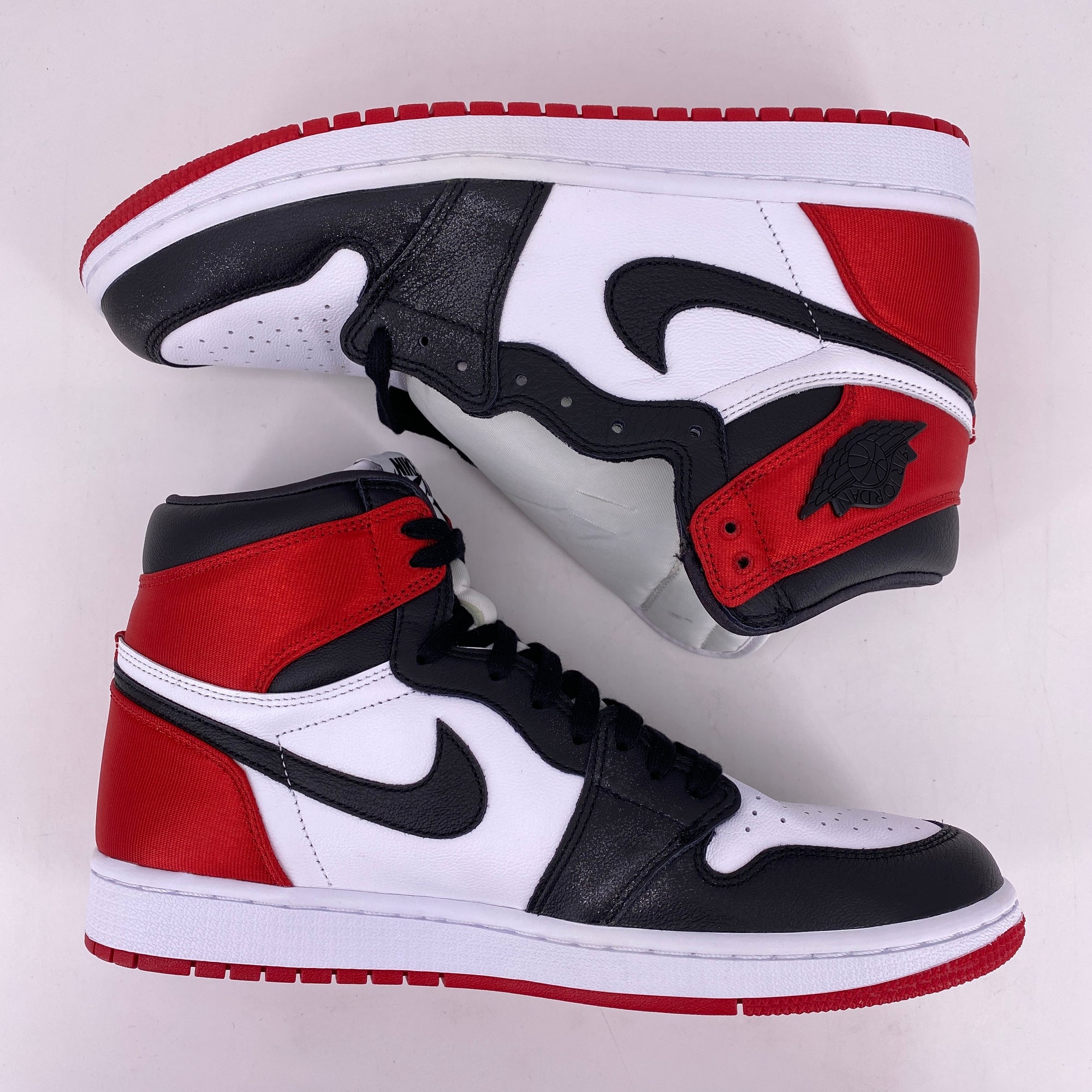 Air Jordan (W) 1 Retro High OG &quot;Satin Black Toe&quot; 2019 New Size 11W