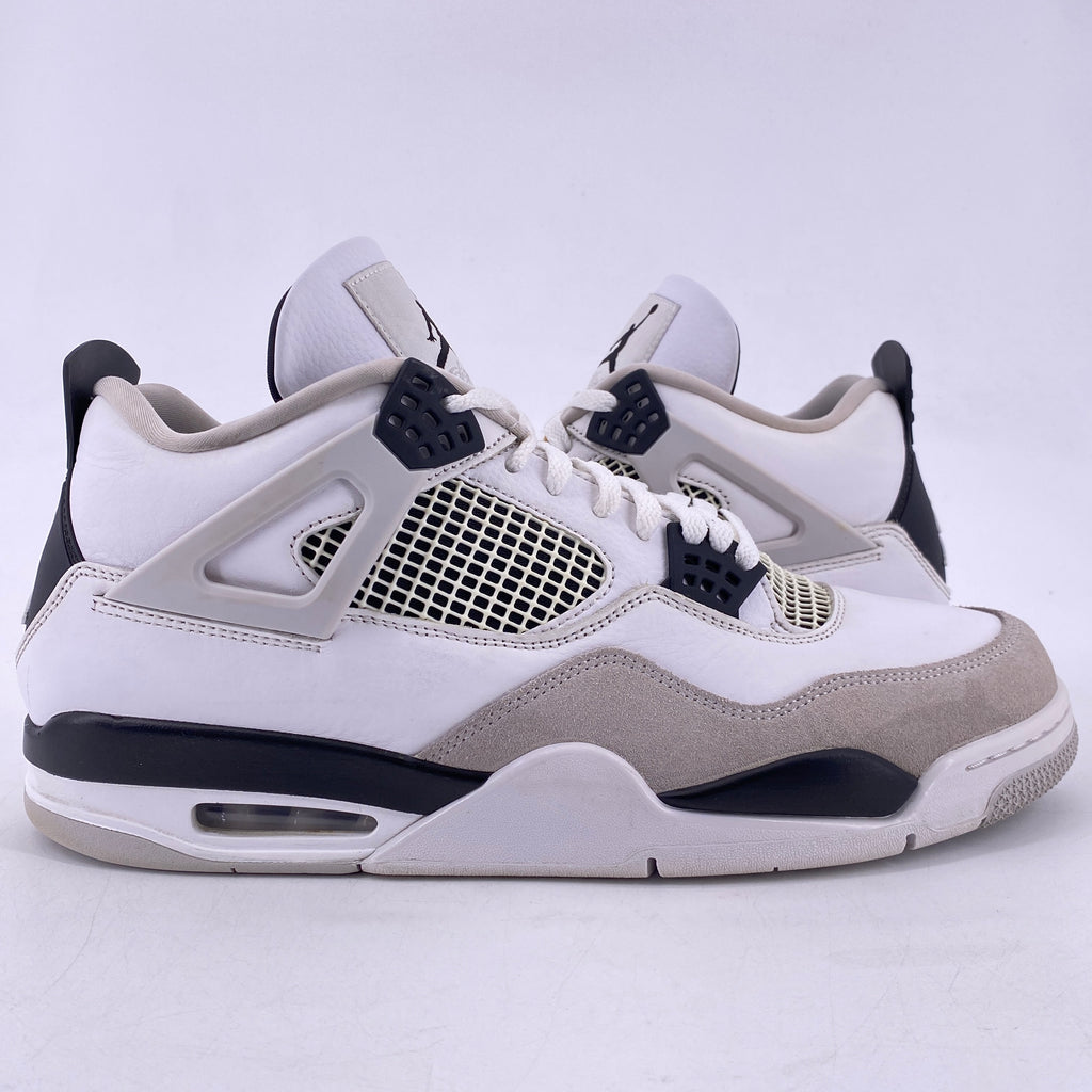 Air Jordan 4 Retro "Military Black" 2022 Used Size 14