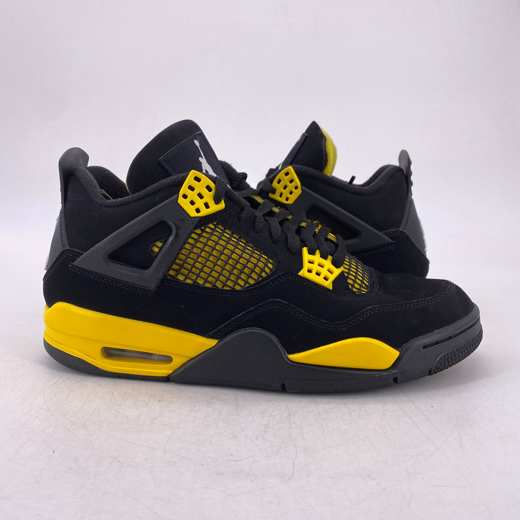 Air Jordan 4 Retro "Thunder" 2023 Used Size 9.5