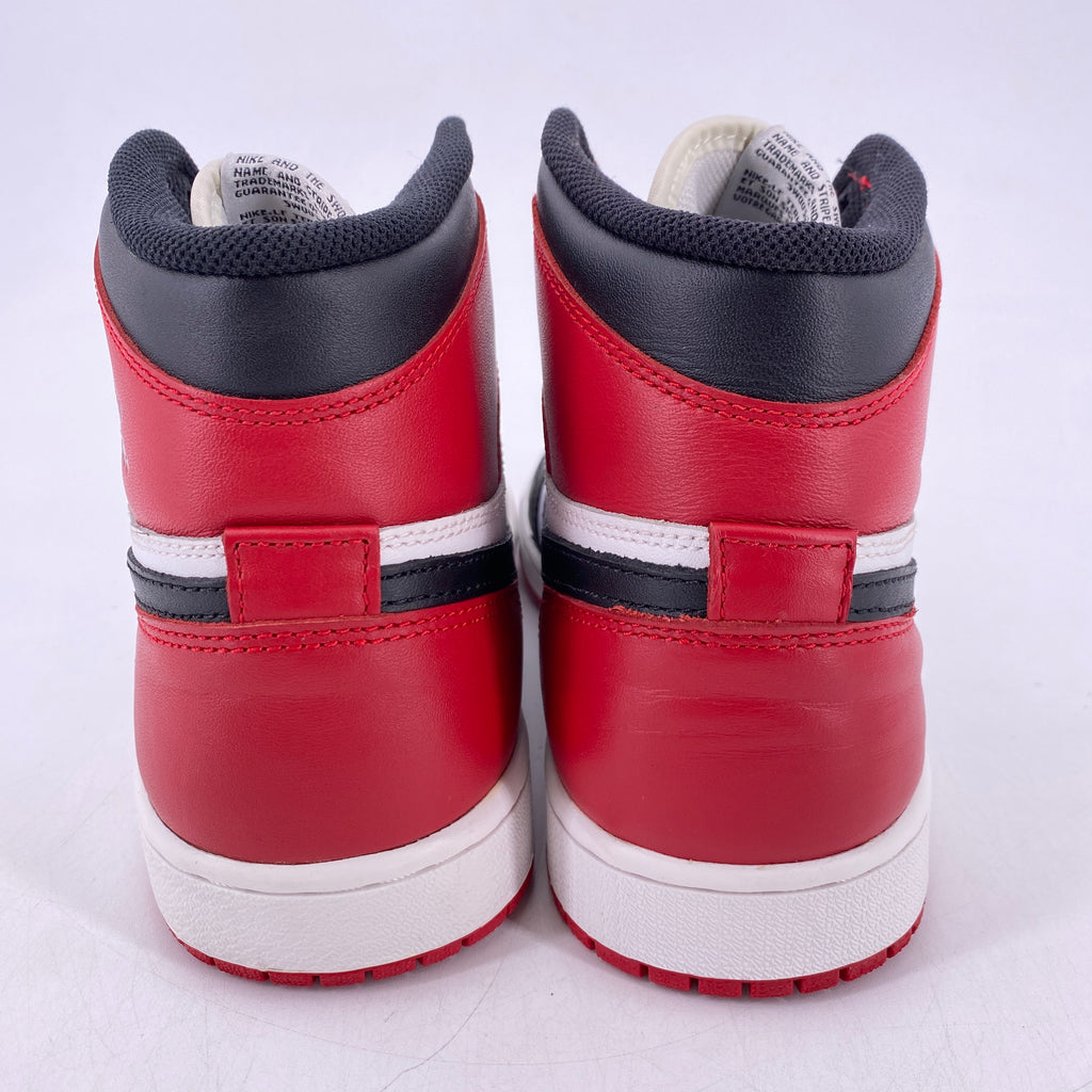Air Jordan 1 Retro "Black Toe" 2013 Used Size 9