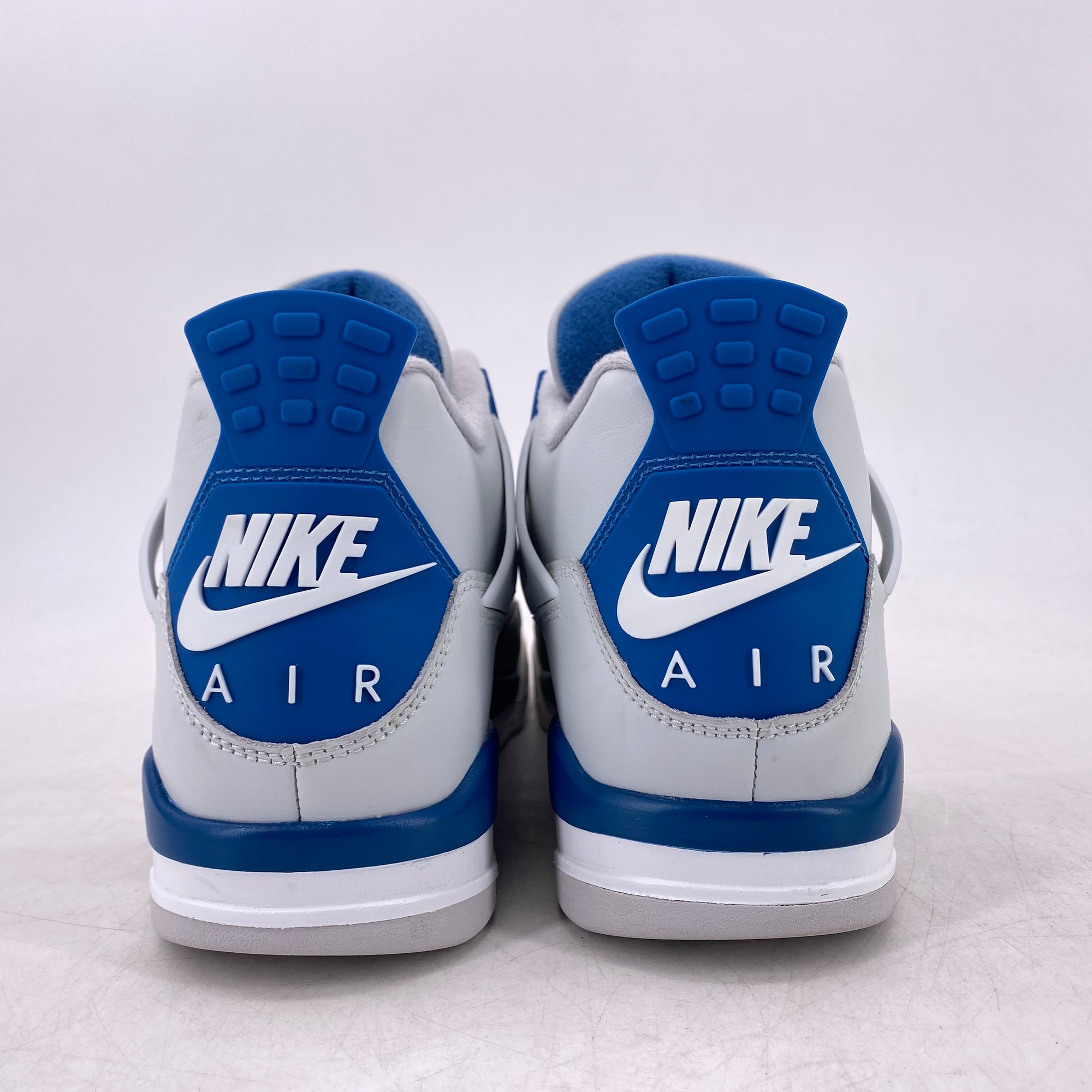 Air Jordan 4 Retro &quot;Military Blue&quot; 2024 Used Size 9