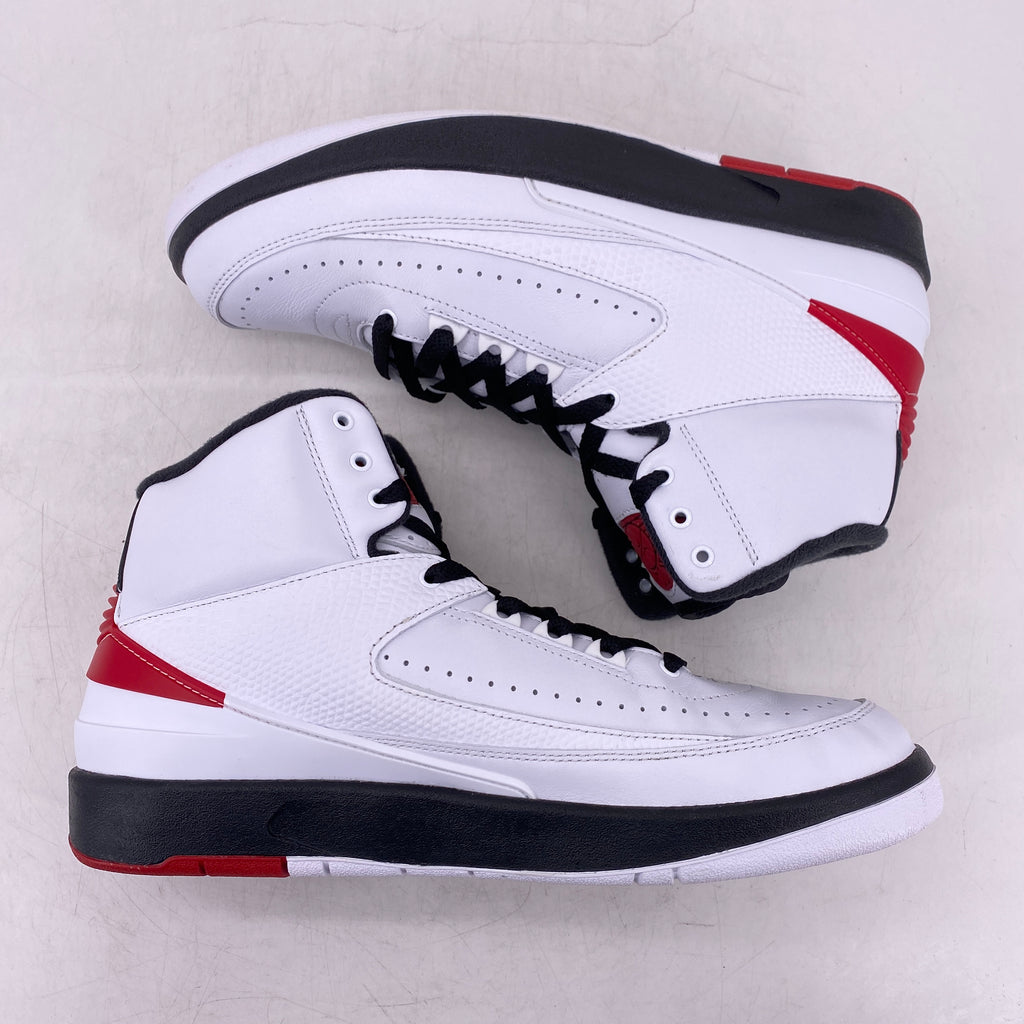 Air Jordan 2 Retro "Chicago" 2024 Used Size 9