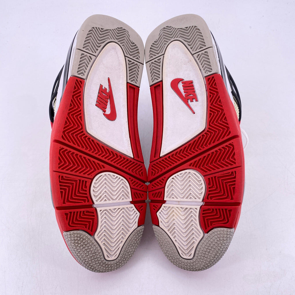 Air Jordan 4 Retro "Fire Red" 2020 Used Size 9.5