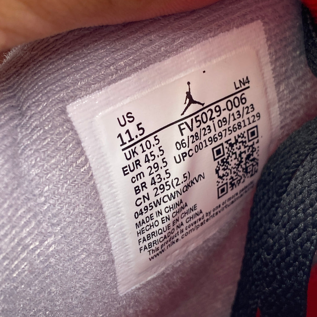 Air Jordan 4 Retro "Bred Reimagined" 2024 Used Size 11.5