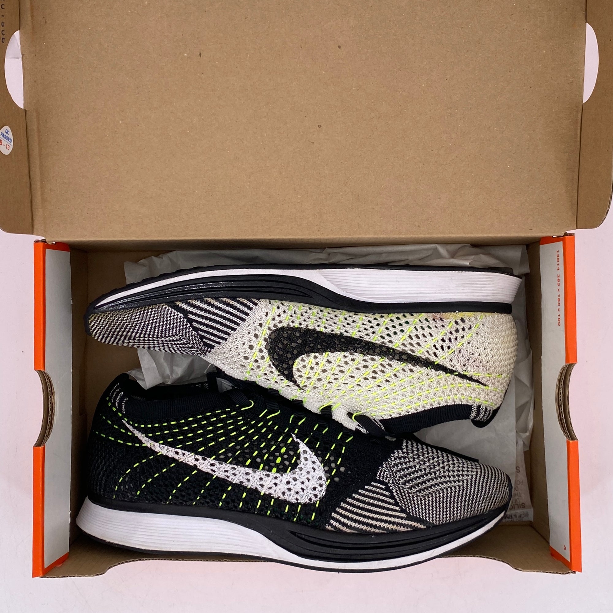 Nike Flyknit Racer &quot;Black Volt&quot; 2014 Used Size 7