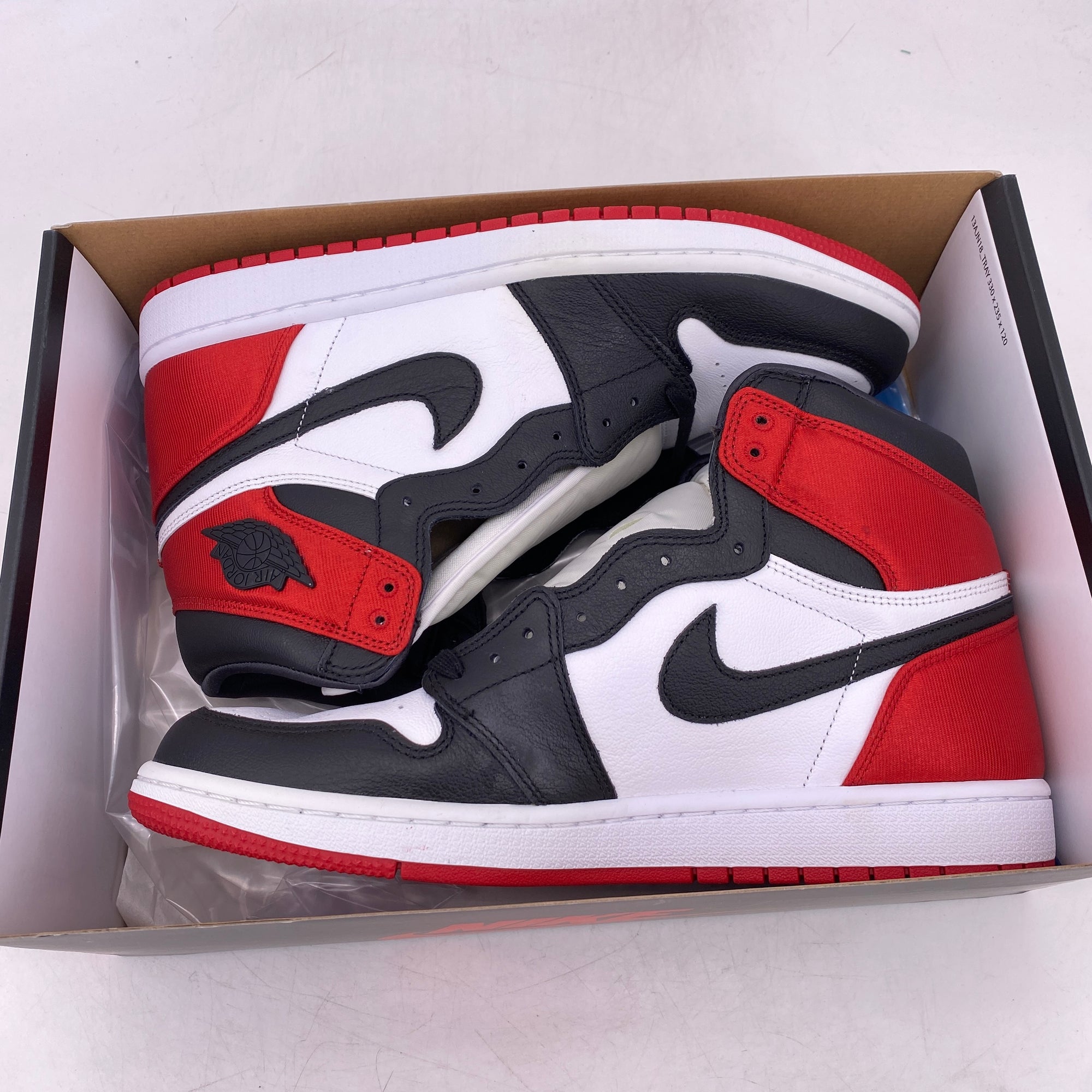 Air Jordan (W) 1 Retro High OG &quot;Satin Black Toe&quot; 2019 New Size 12W