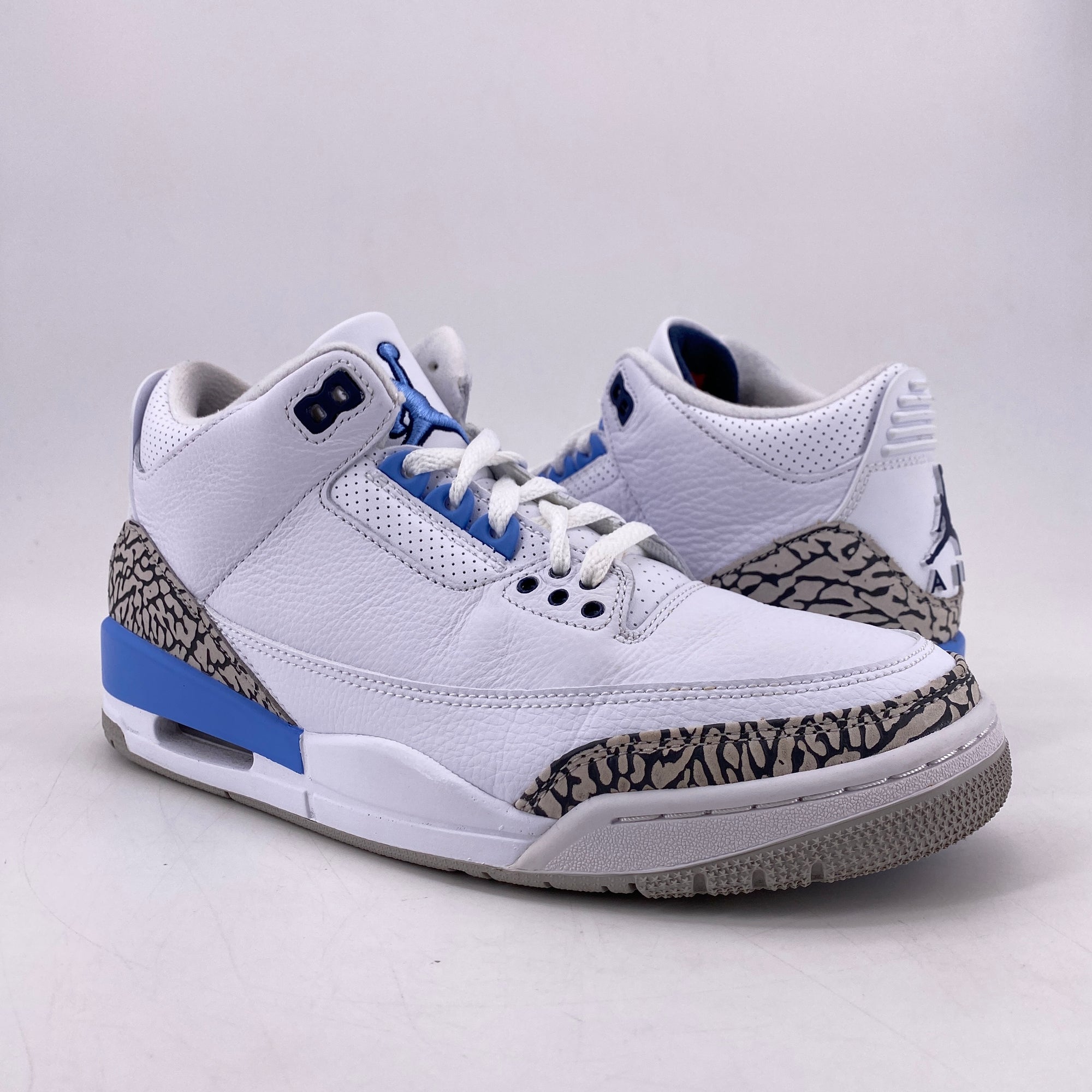 Air Jordan 3 Retro &quot;Unc&quot; 2020 Used Size 8