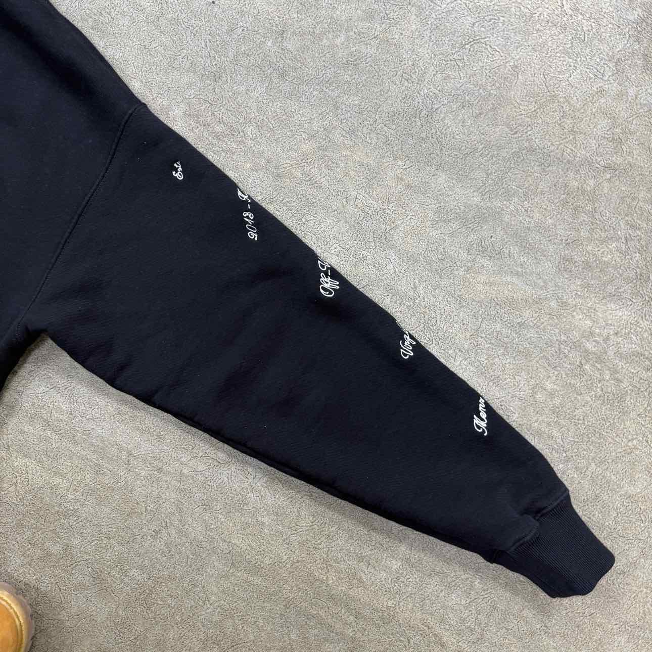 OFF-WHITE Crewneck Sweater &quot;SKATE&quot; Black Used Size M