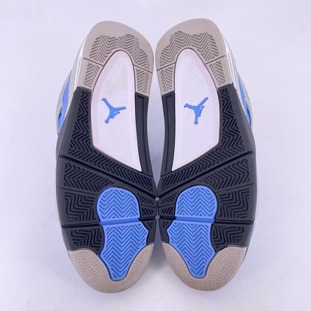Air Jordan 4 Retro "University Blue" 2021 Used Size 11.5