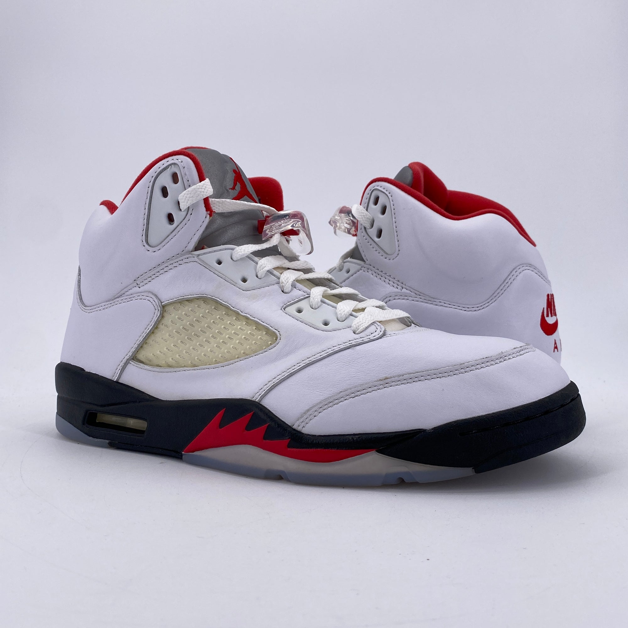 Air Jordan 5 Retro &quot;Fire Red&quot; 2020 Used Size 11.5