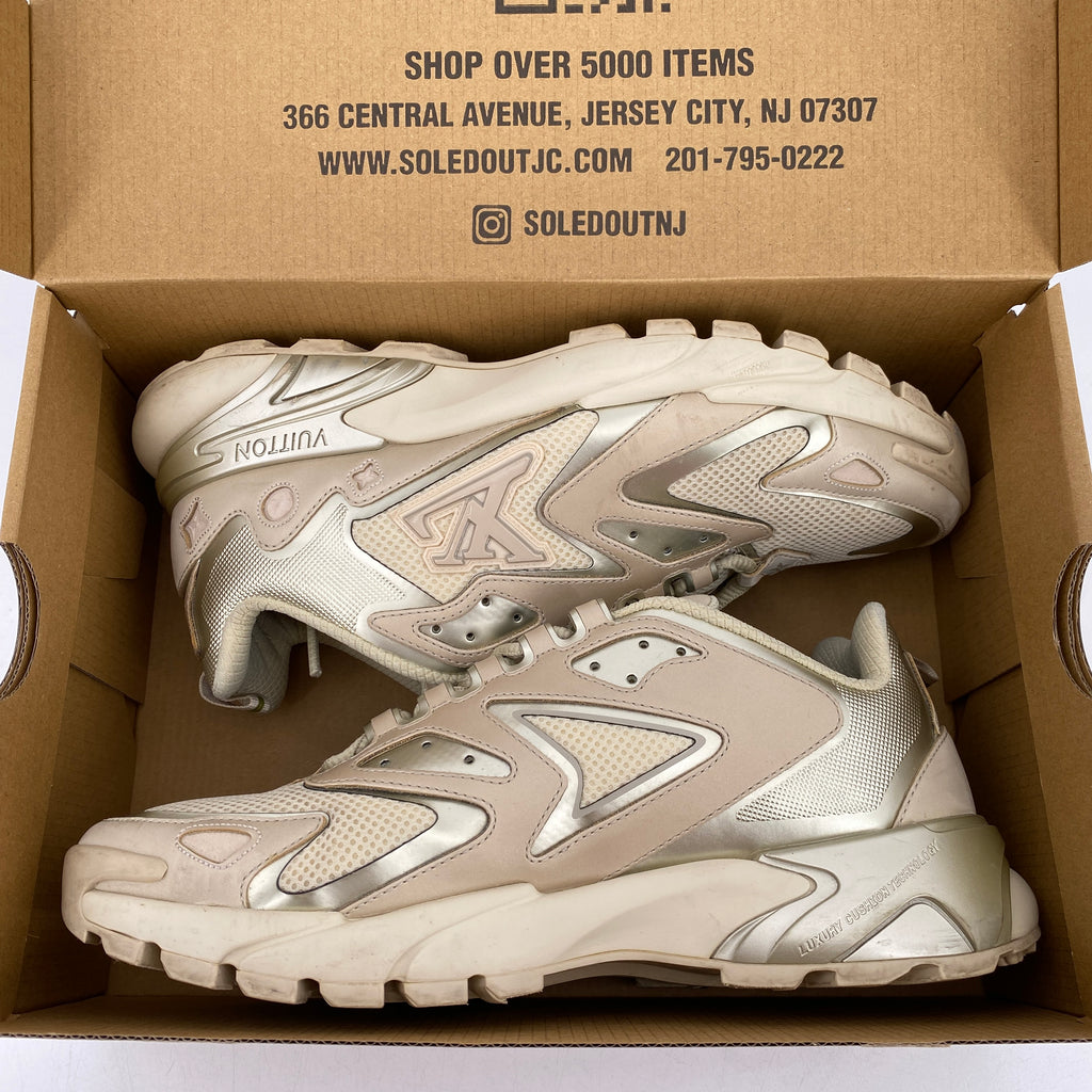 Louis Vuitton Tatic Runner "Tan"  Used Size 8LV