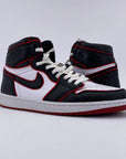 Air Jordan 1 Retro High OG "Bloodline" 2019 Used Size 12