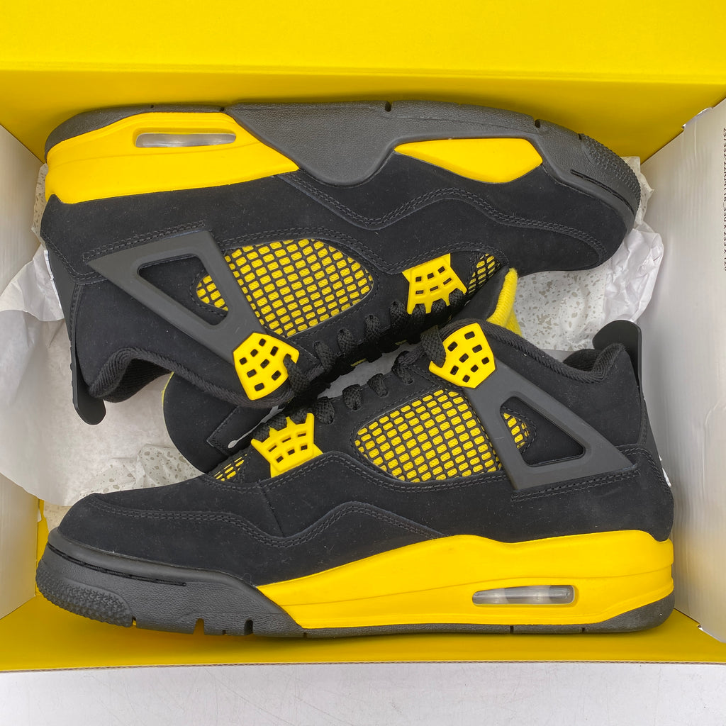 Air Jordan 4 Retro "Thunder" 2023 Used Size 9