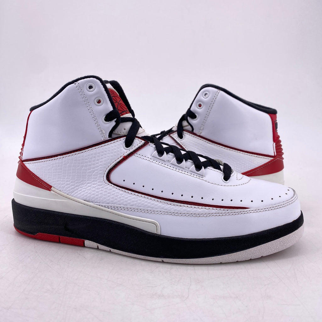 Air Jordan 2 Retro "White Varsity Red" 2010 Used Size 8.5
