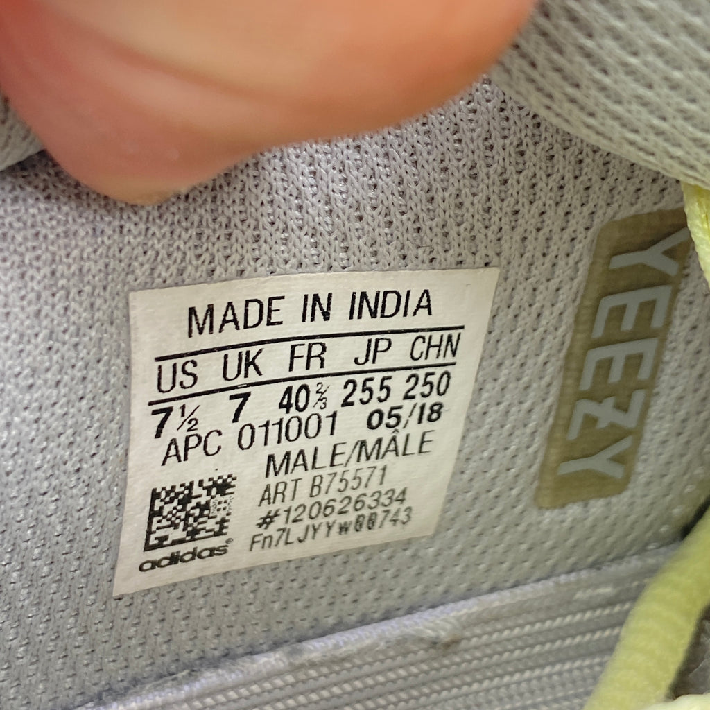 Yeezy 700 "Waverunner" 2018 Used Size 7.5