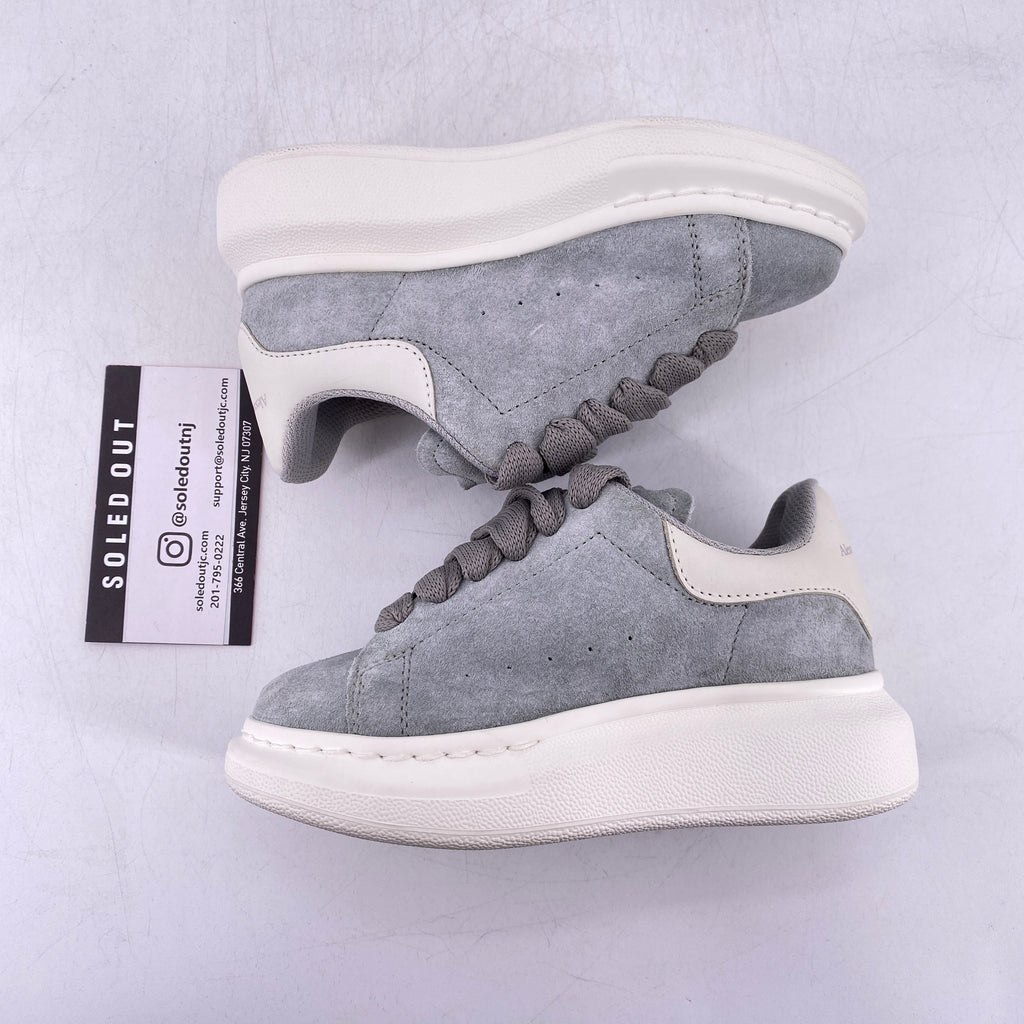Alexander McQueen Oversized Sneaker "Dove Grey"  Used Size