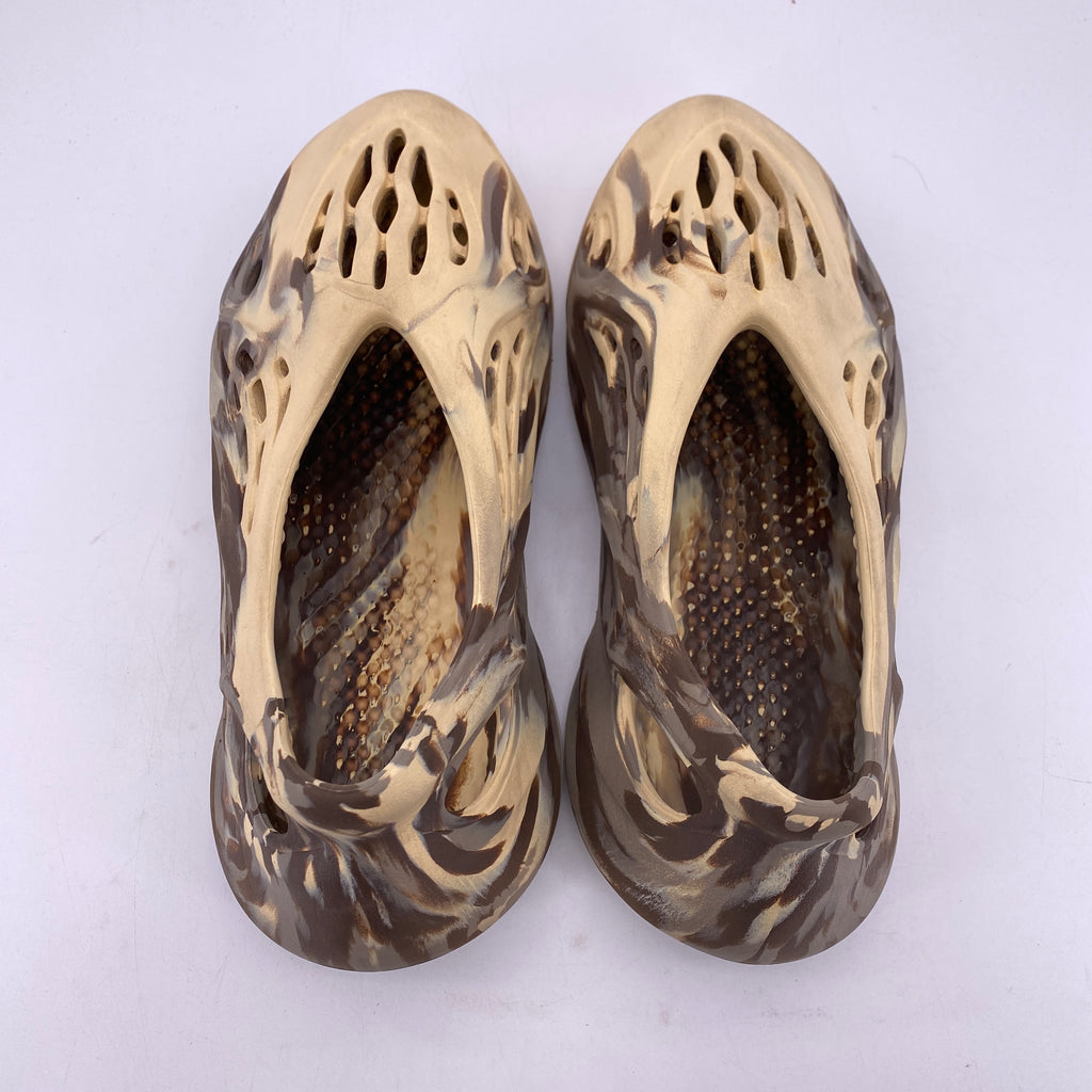 Yeezy Foam RNNR "Mx Cream Clay" 2021 Used Size 11