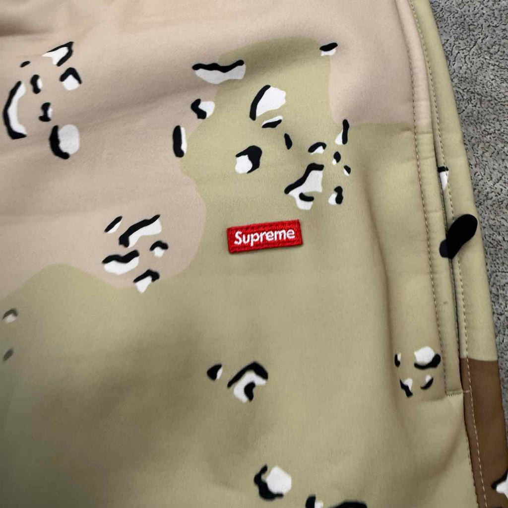 Supreme Sweatpants "DESERT CAMO" Brown Used Size M