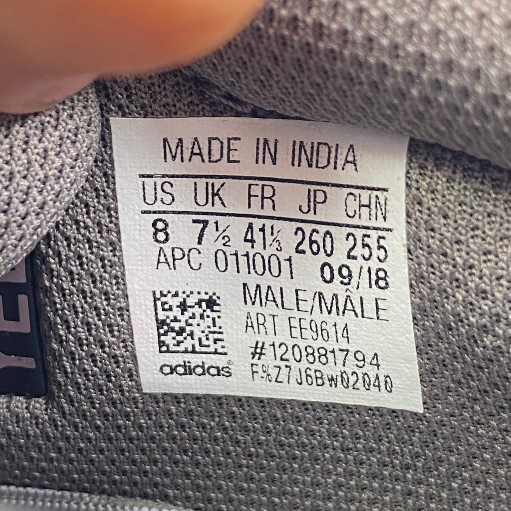 Yeezy 700 "Mauve" 2018 Used Size 8
