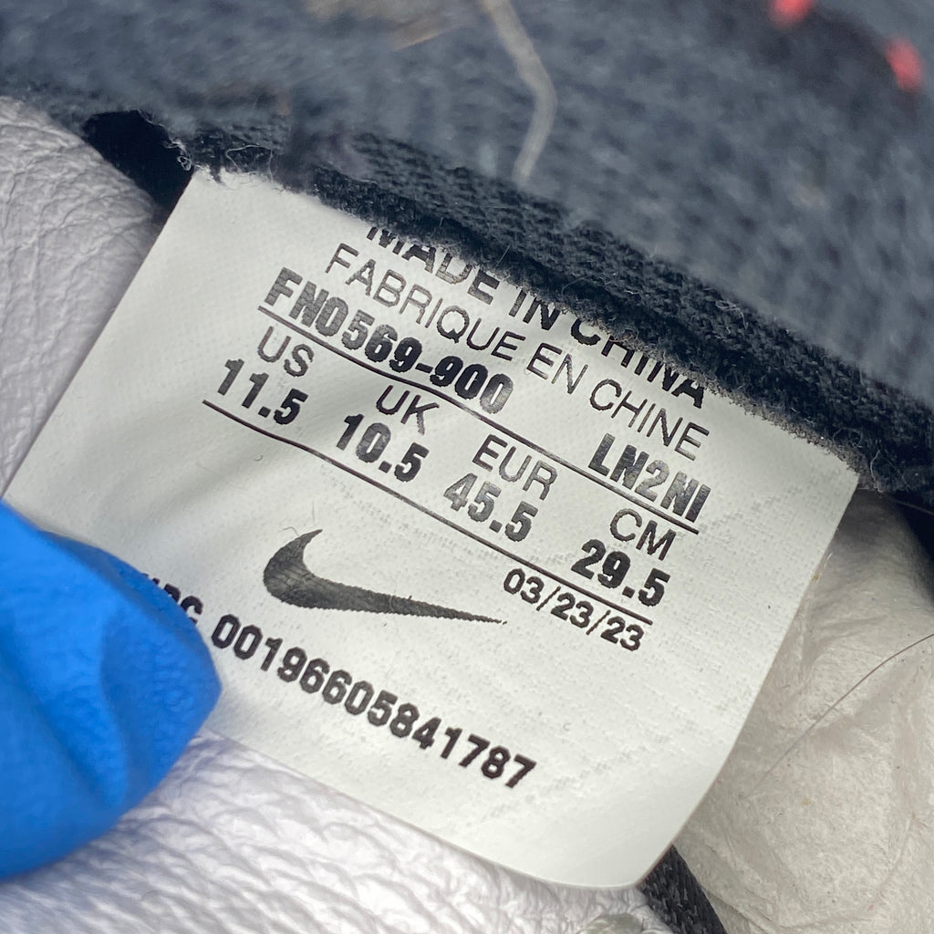 Nike Dunk Low "Nike Id Black Toe" 2023 Used Size 11.5