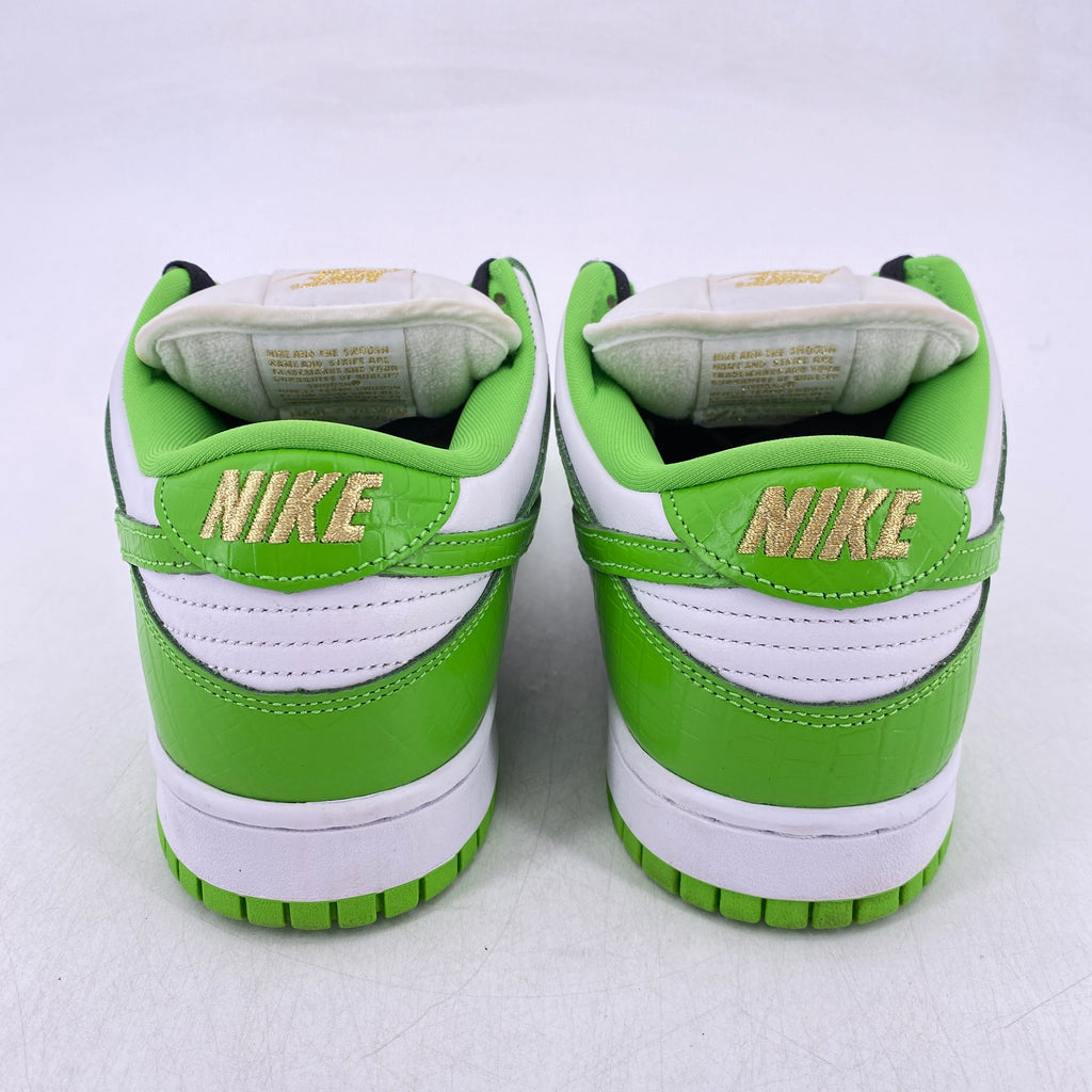 Nike SB Dunk Low "Supreme Mean Green" 2021 Used Size 9