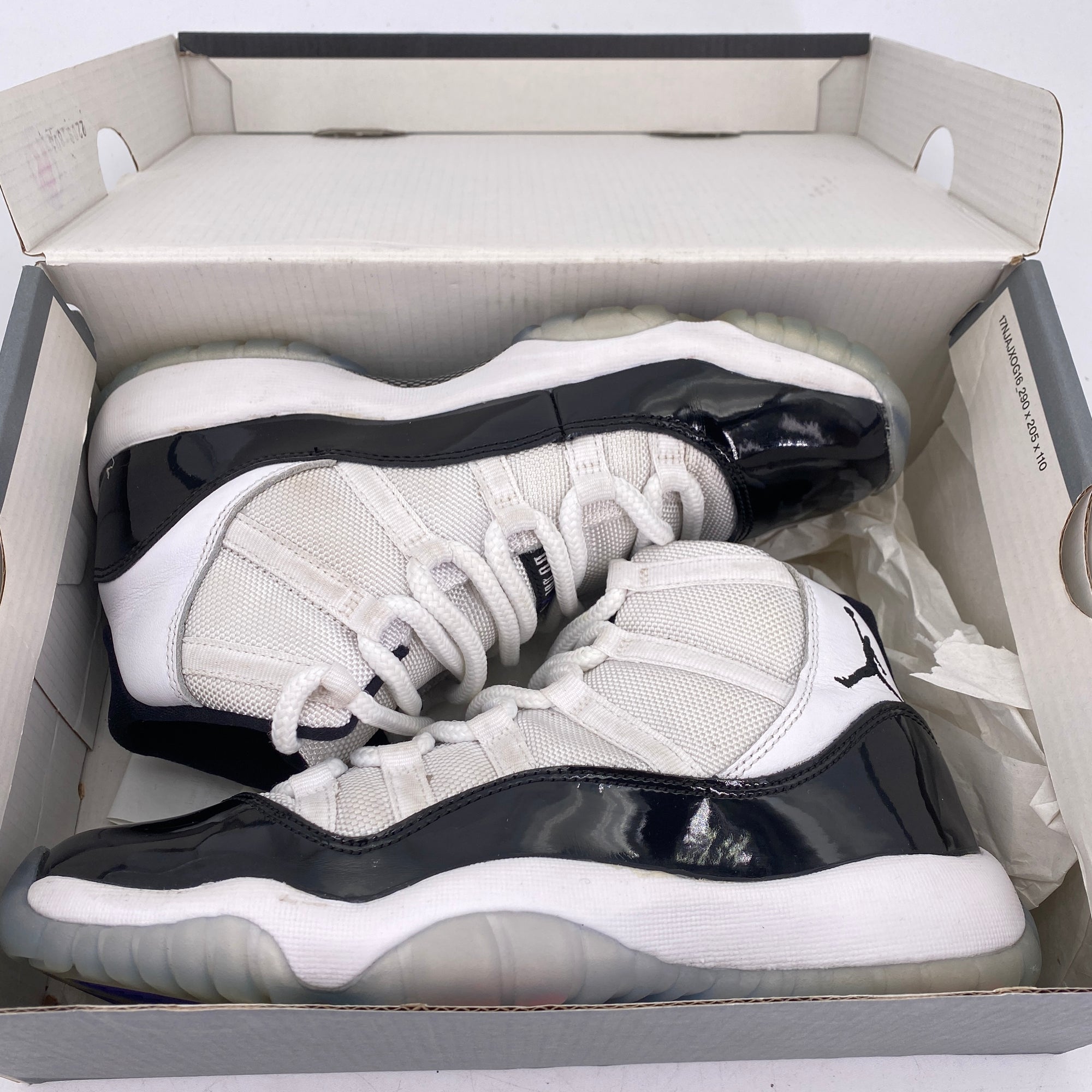 Air Jordan (GS) 11 Retro &quot;Concord&quot; 2018 Used Size 5.5Y