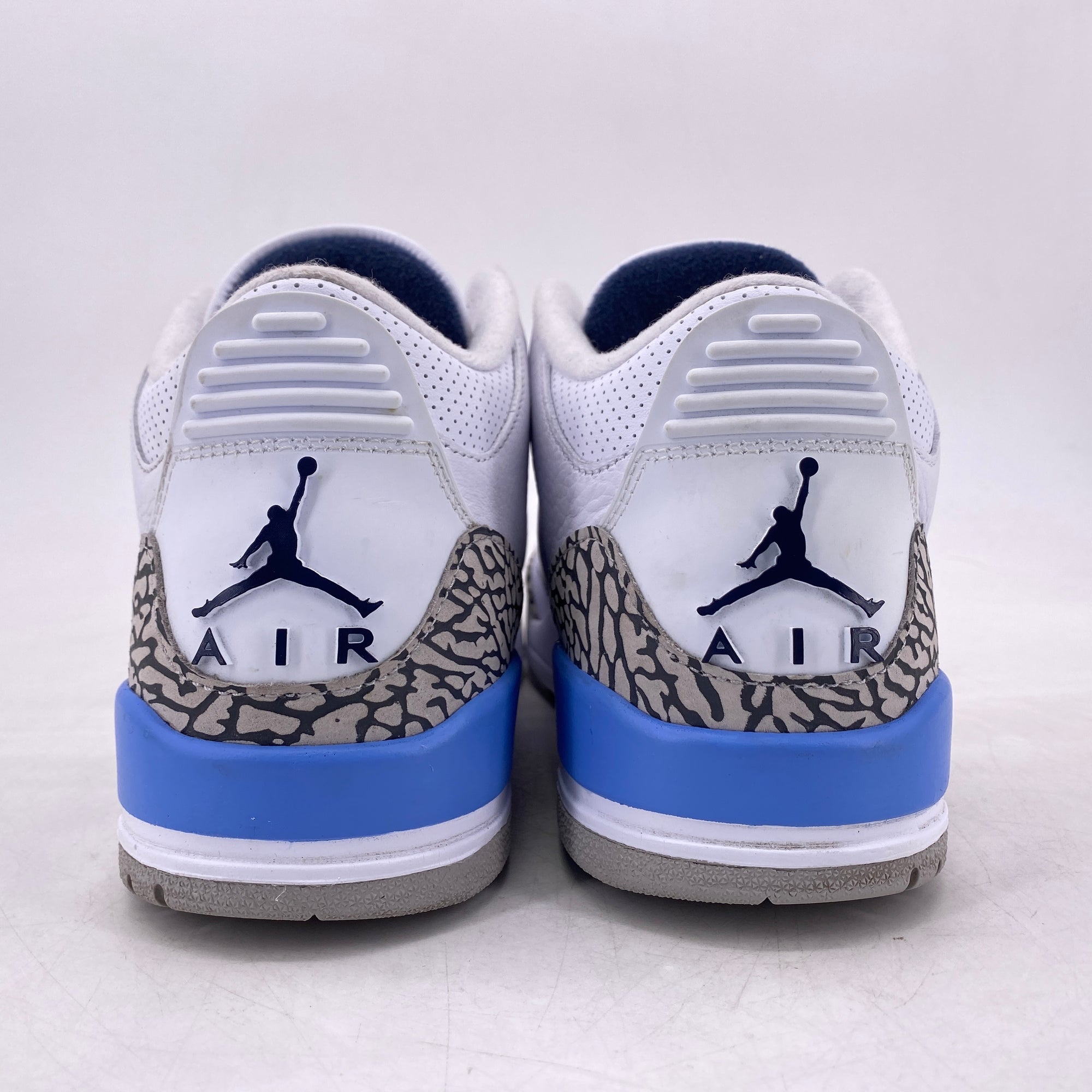 Air Jordan 3 Retro &quot;Unc&quot; 2020 Used Size 8