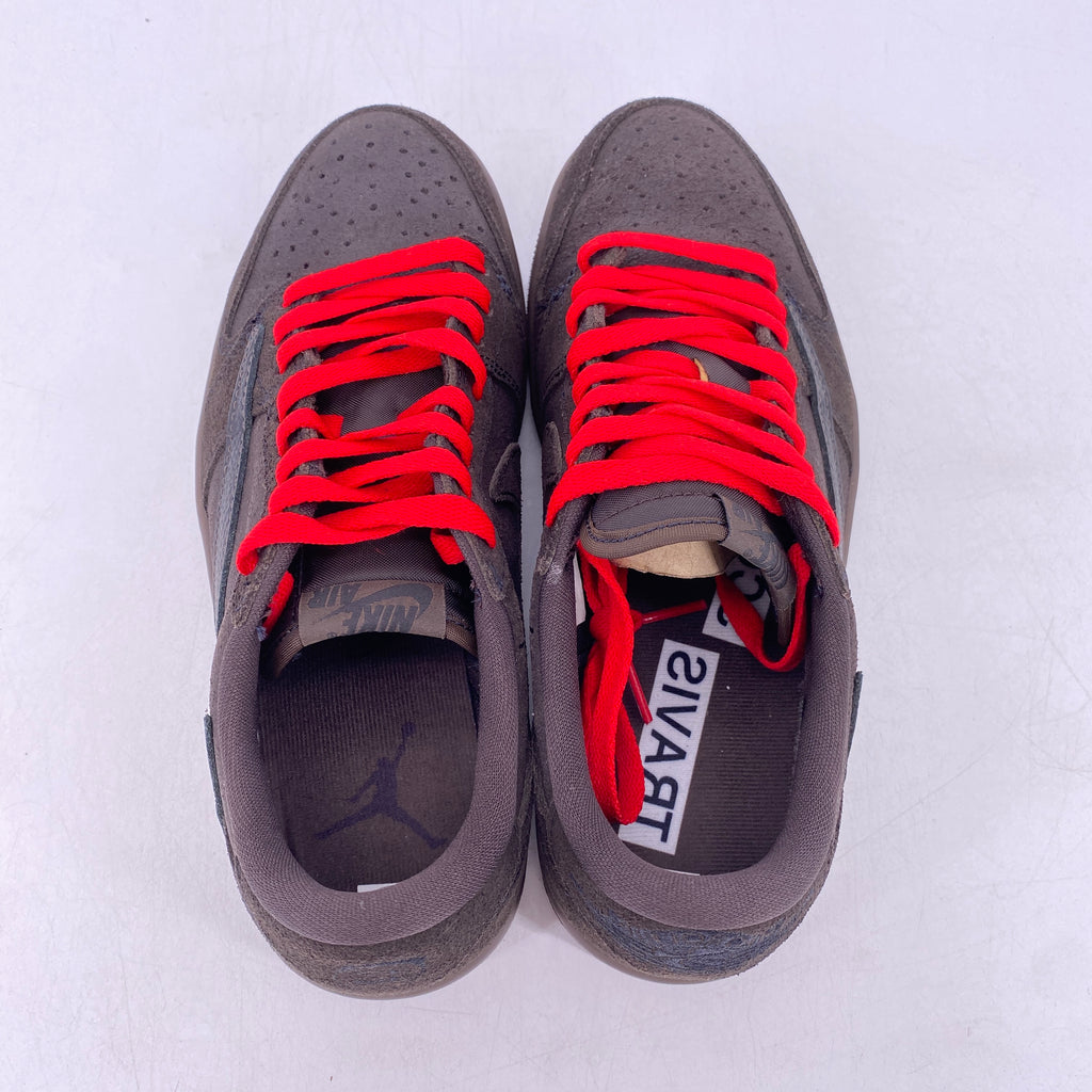 Air Jordan 1 Low "Travis Scott Velvet Brown" 2024 Used Size 7.5
