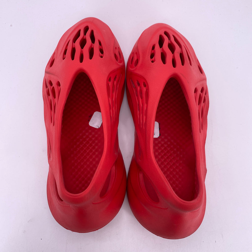 Yeezy Foam RNNR "Vermillion" 2021 Used Size 12