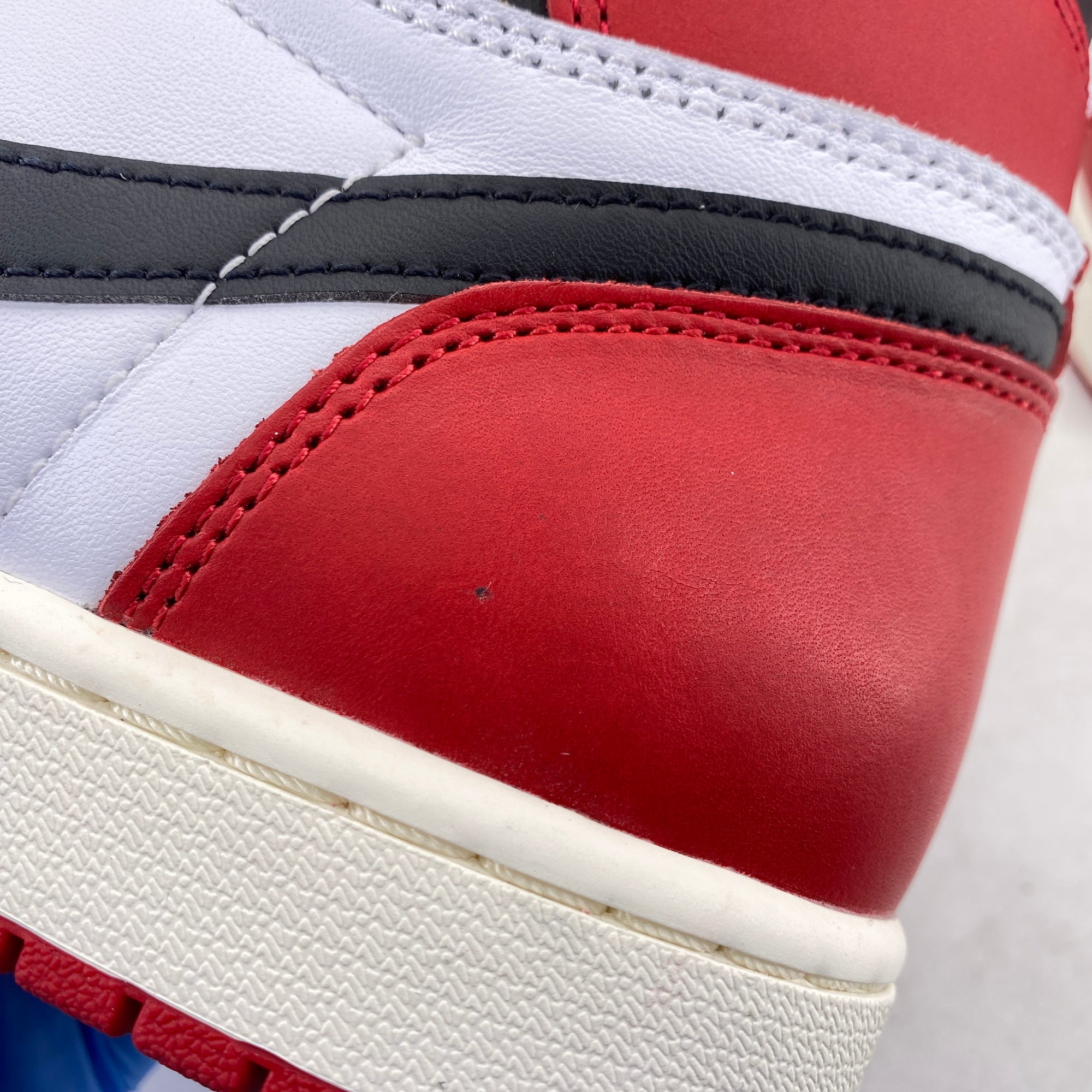 Air Jordan 1 Retro High OG &quot;Black Toe Reimagined&quot; 2024 New Size 10