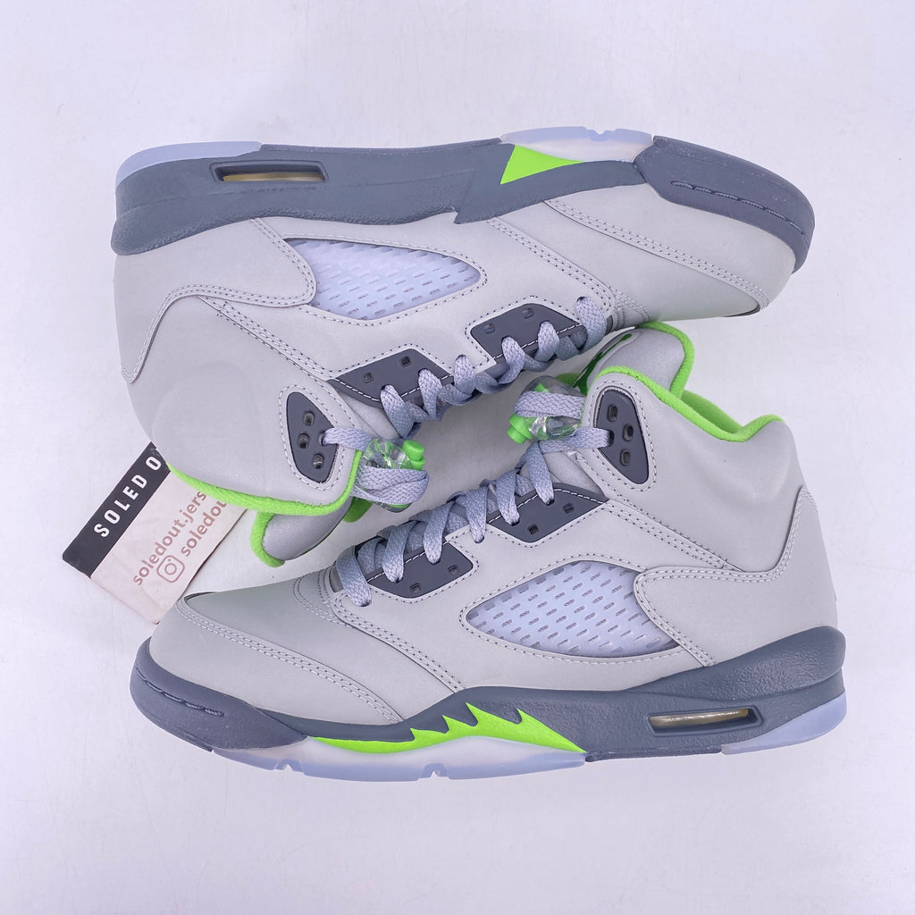 Air Jordan (GS) 5 Retro "Green Bean" 2022 Used Size 7Y