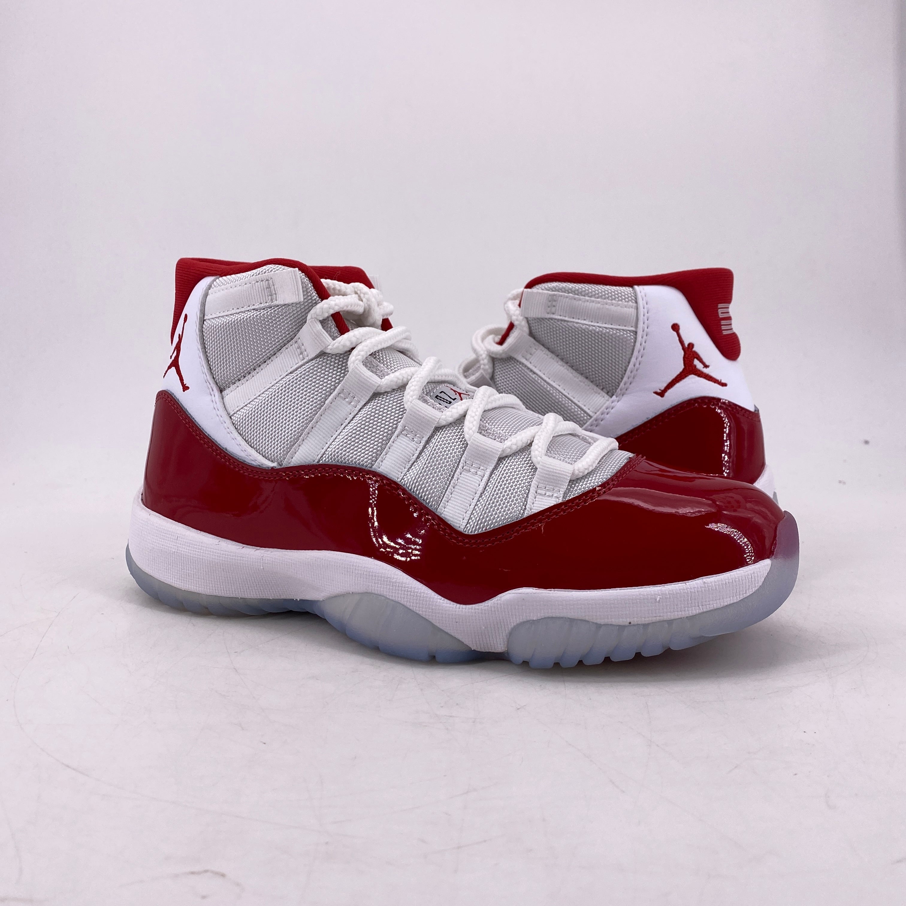 Air Jordan 11 Retro Cherry 2022 Size 8 SOLED OUT JC