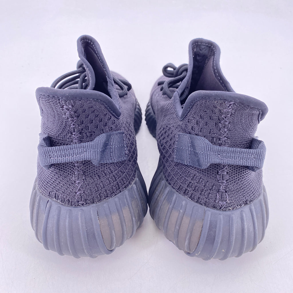 Yeezy 350 v2 "Onyx" 2022 Used Size 13.5