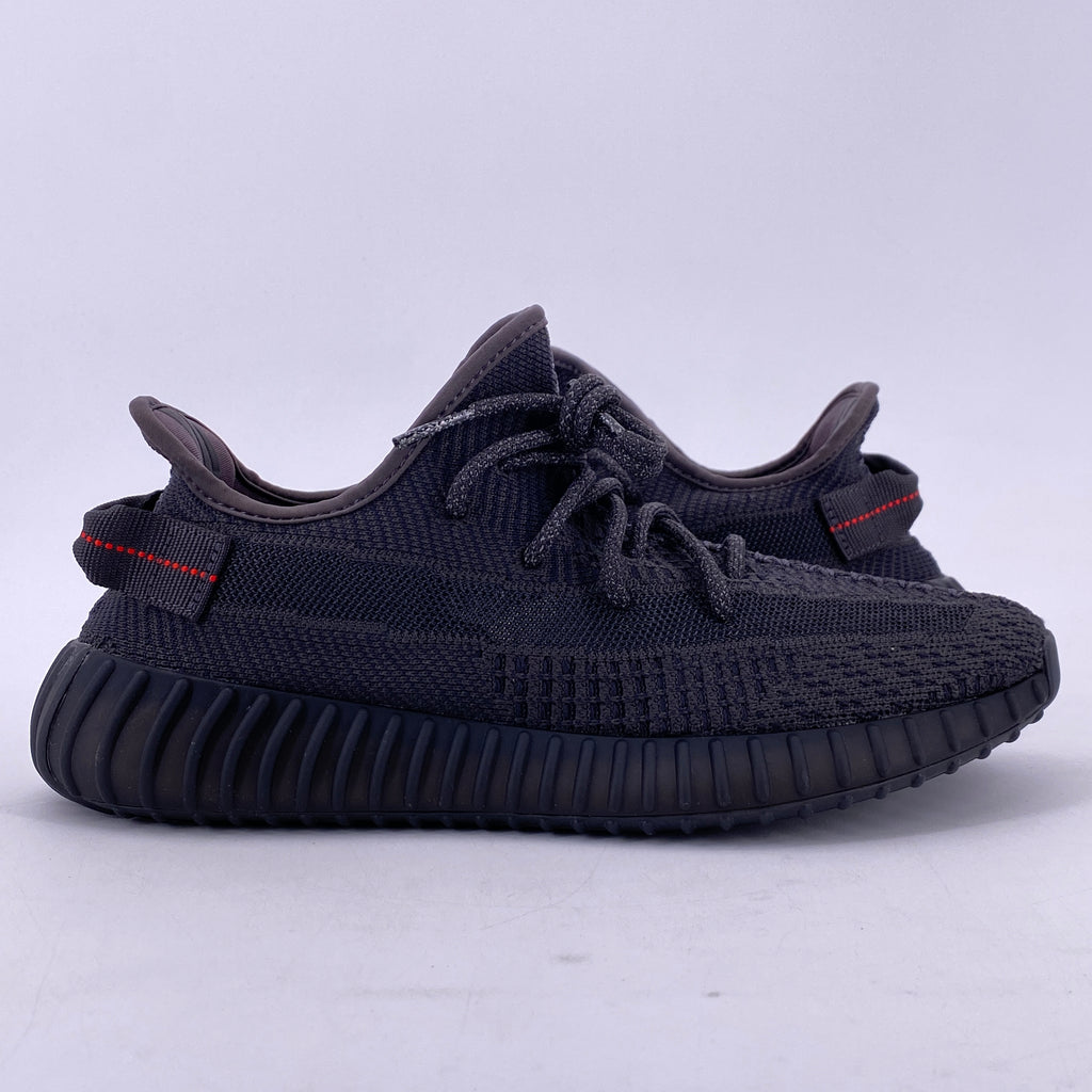 Yeezy 350 v2 "Black" 2019 Used Size 9