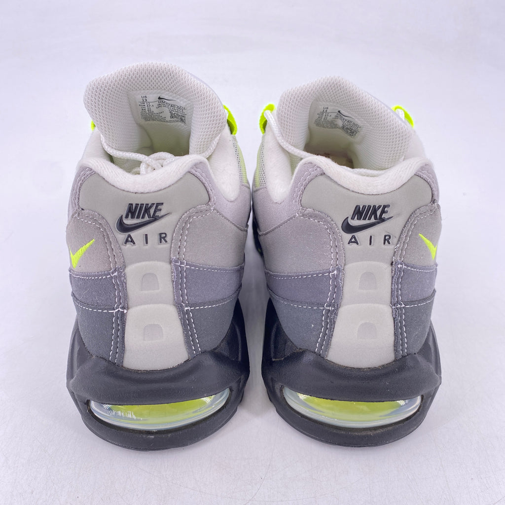Nike Air Max 95 "Neon" 2025 Used Size 13