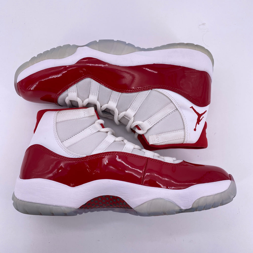 Air Jordan 11 Retro "Cherry" 2022 Used Size 9.5