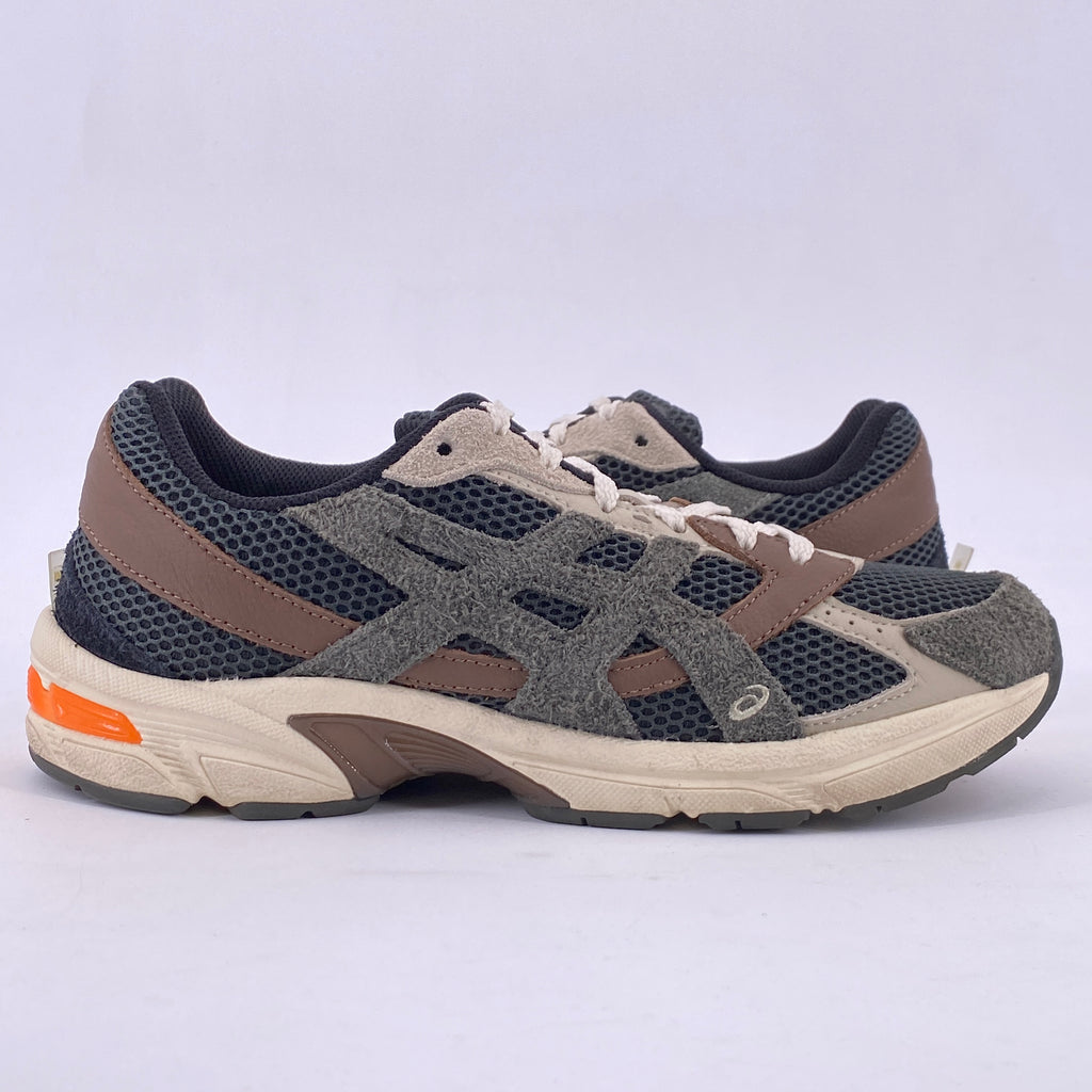 Asics Gel-1130 "Hal Studio Forest" 2023 Used Size 8.5