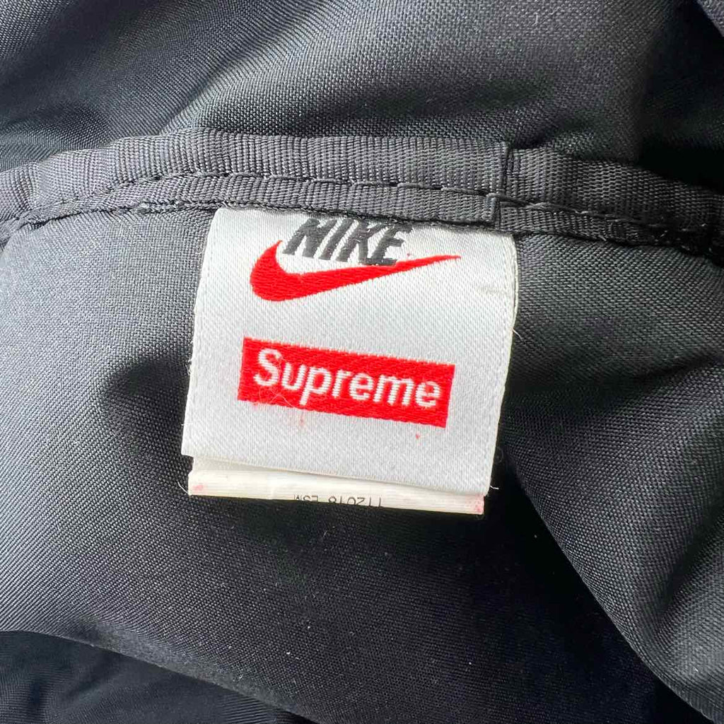Supreme Waist Bag "SUPREME NIKE" Used Silver Size OS