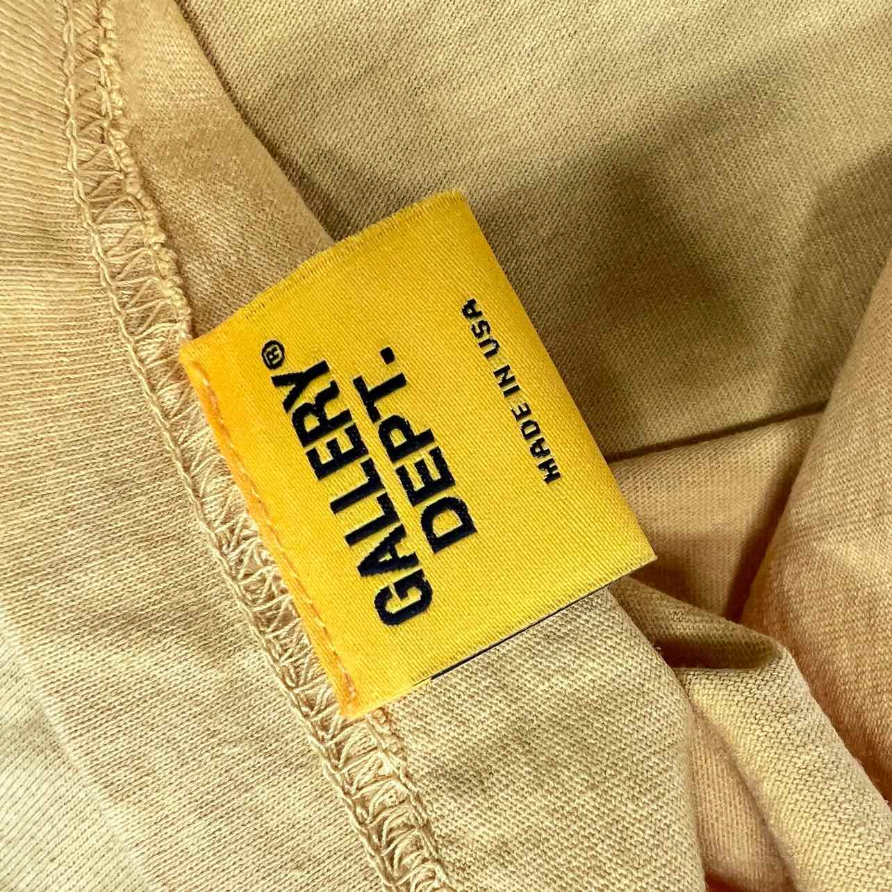 Gallery DEPT. T-Shirt "SOUVENIR" Yellow New Size M
