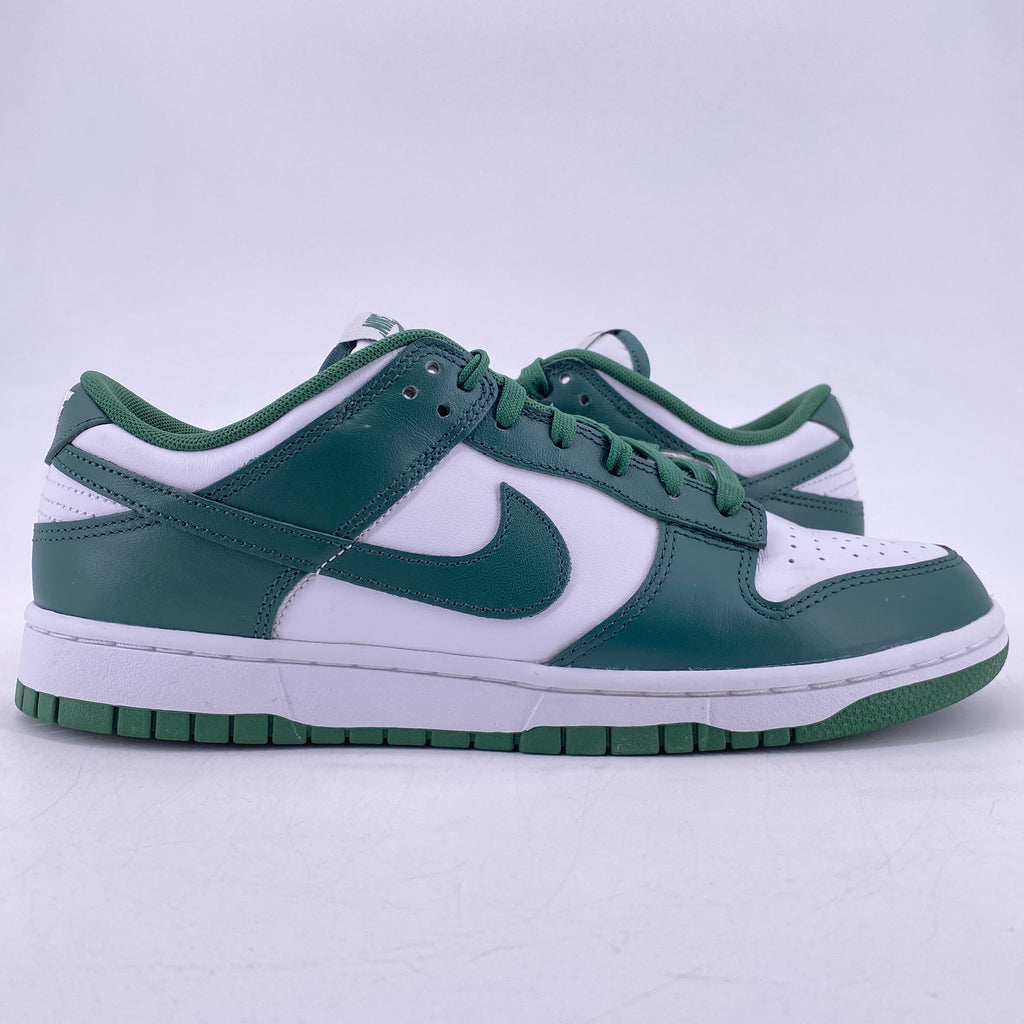 Nike Dunk Low "Michigan State" 2024 Used Size 9