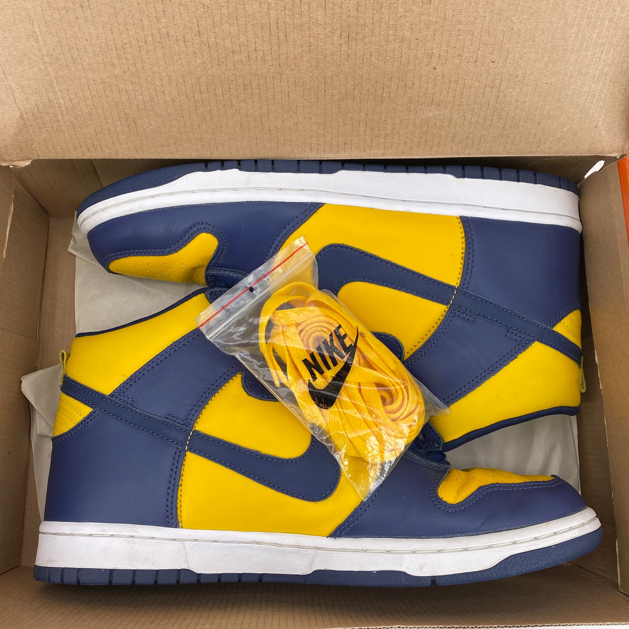 Nike Dunk High &quot;Michigan&quot; 2003 Used Size 11