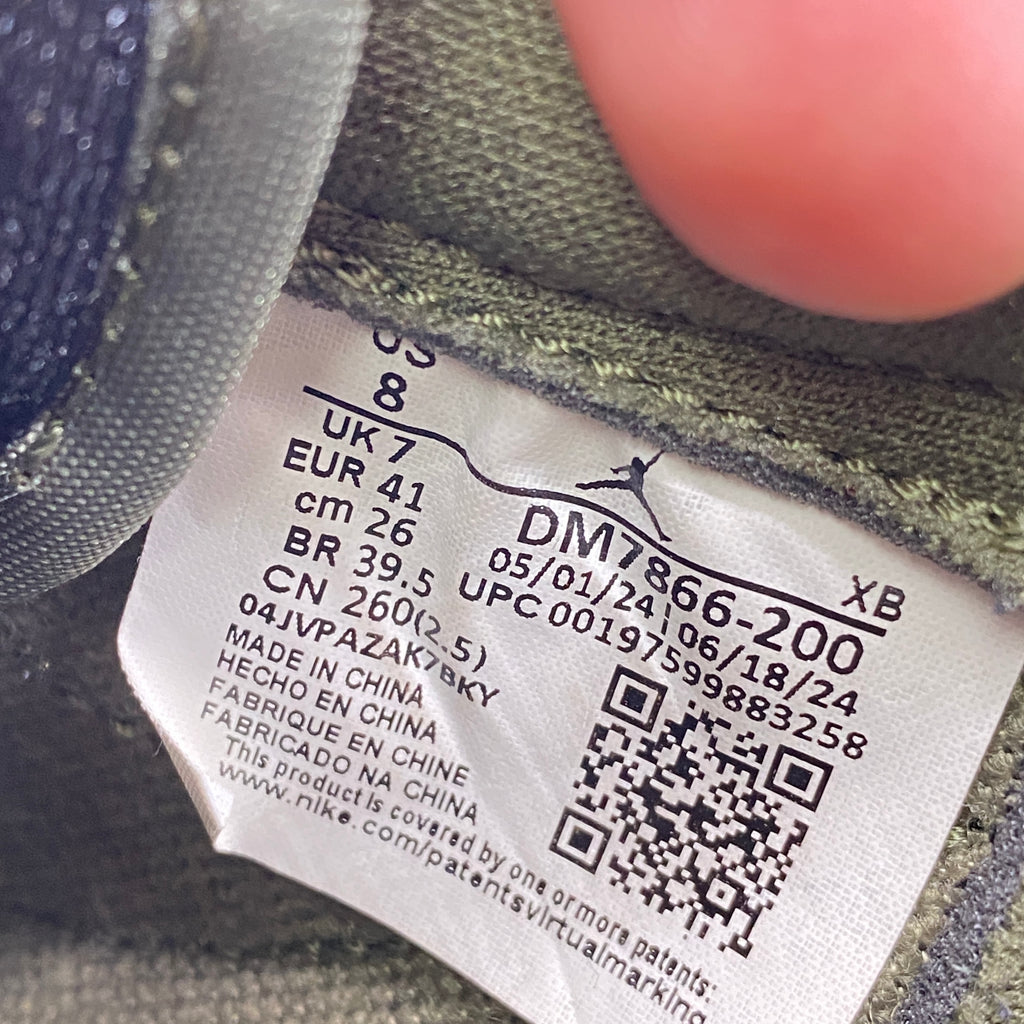 Air Jordan 1 Retro Low "Travis Scott Medium Olive" 2024 Used Size 8