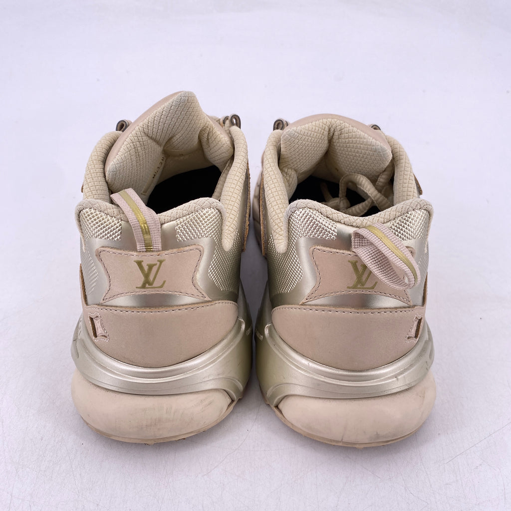 Louis Vuitton Tatic Runner "Tan"  Used Size 8LV