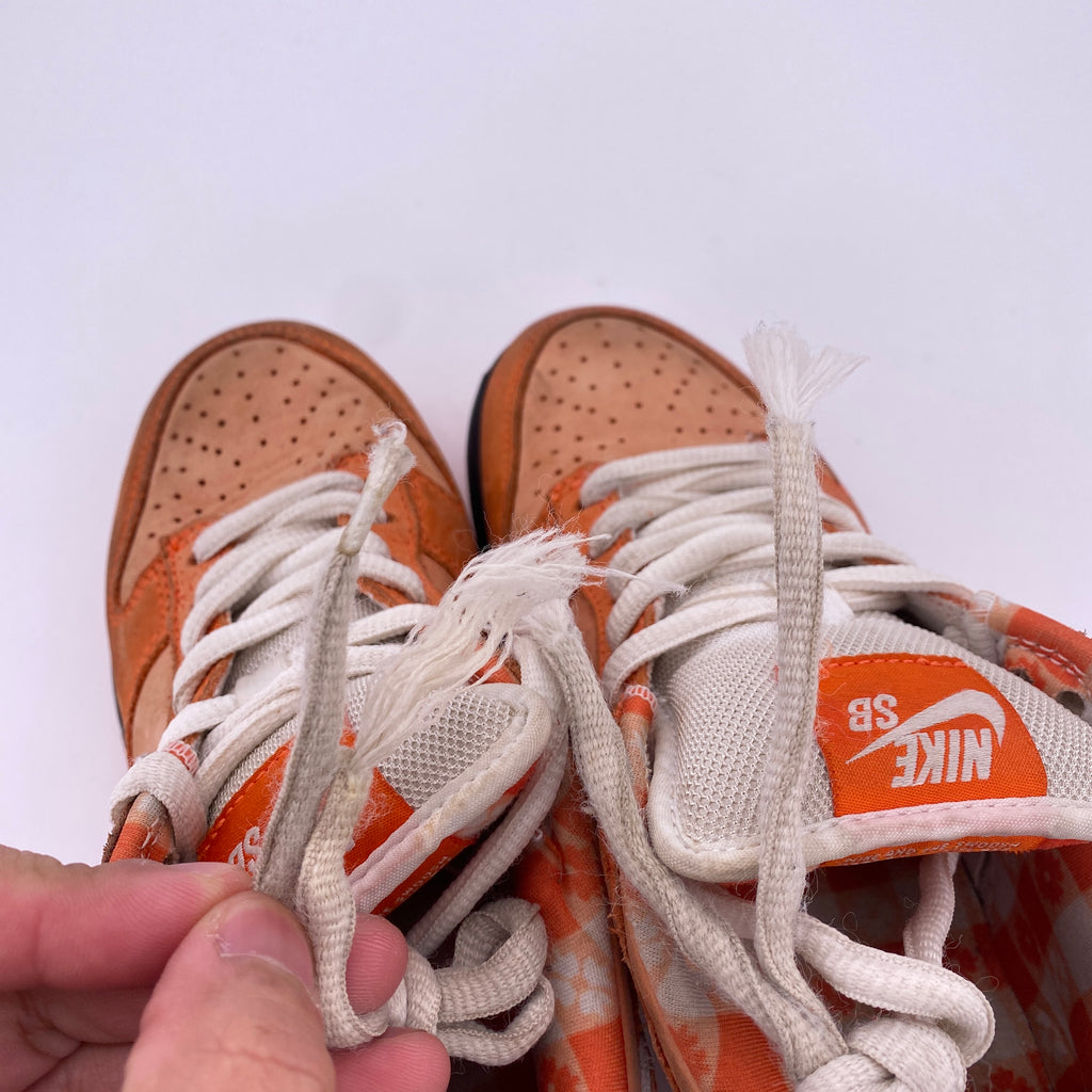 Nike SB Dunk Low "Orange Lobster" 2022 Used Size 4.5