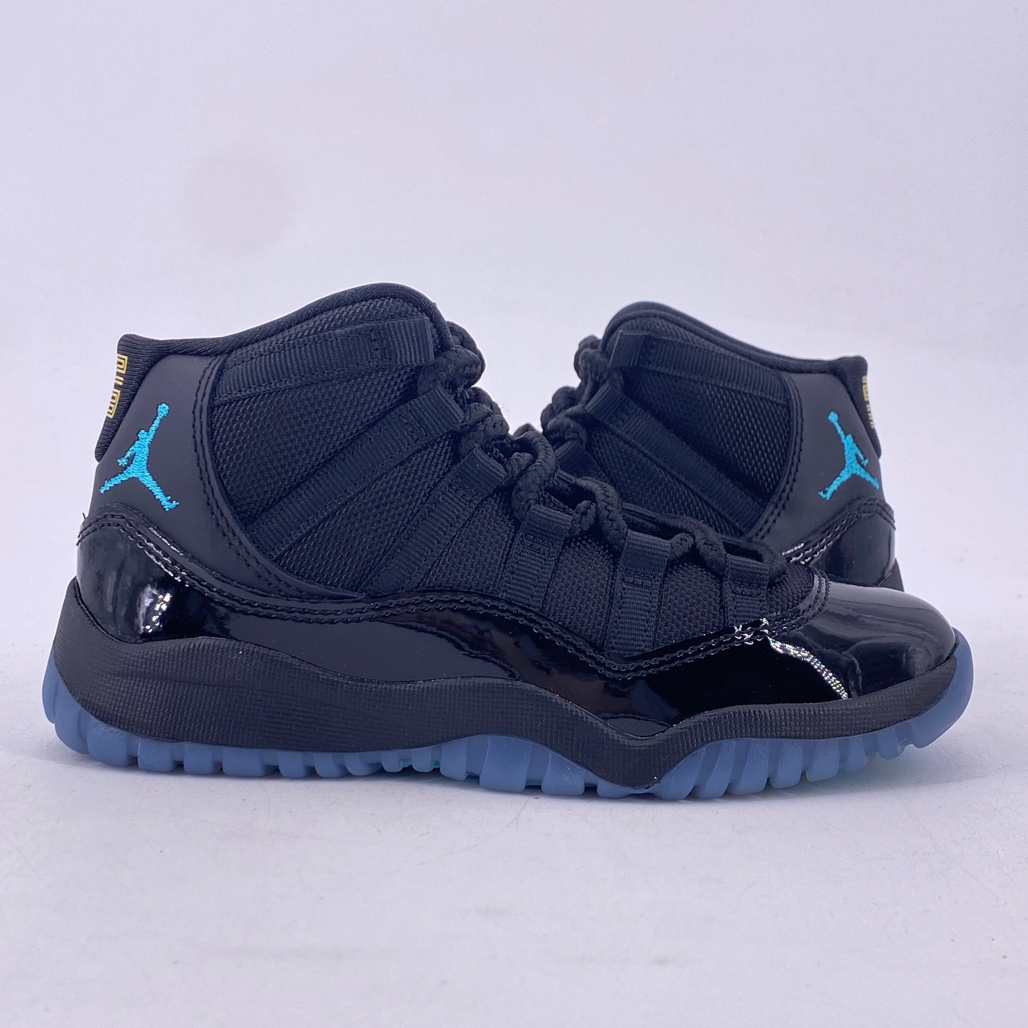 jordan air jordan 11 retro sneakers item